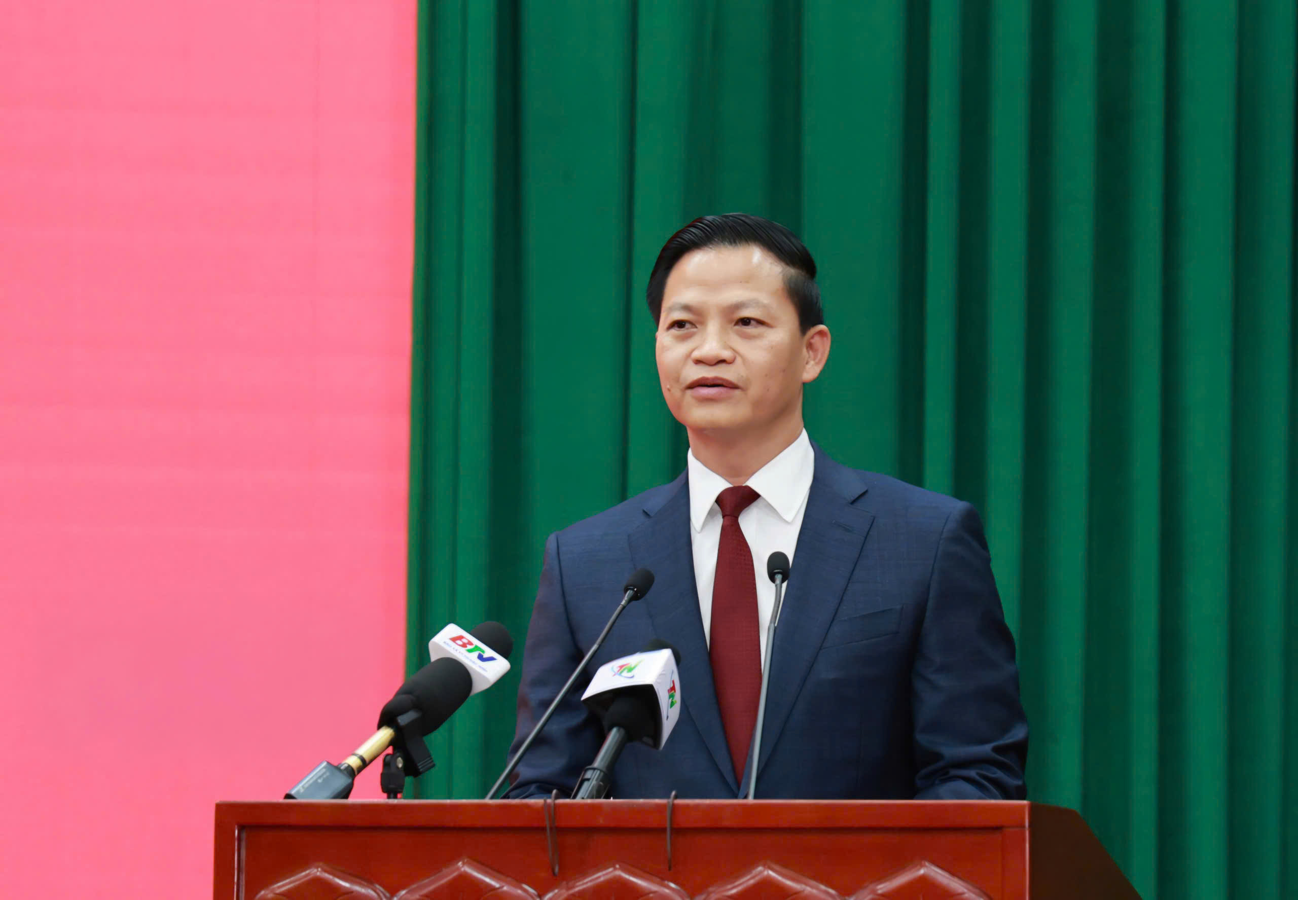 Chủ tịch tỉnh Bắc Ninh giữ chức Phó Bí thư Tỉnh ủy Thái Nguyên- Ảnh 3.