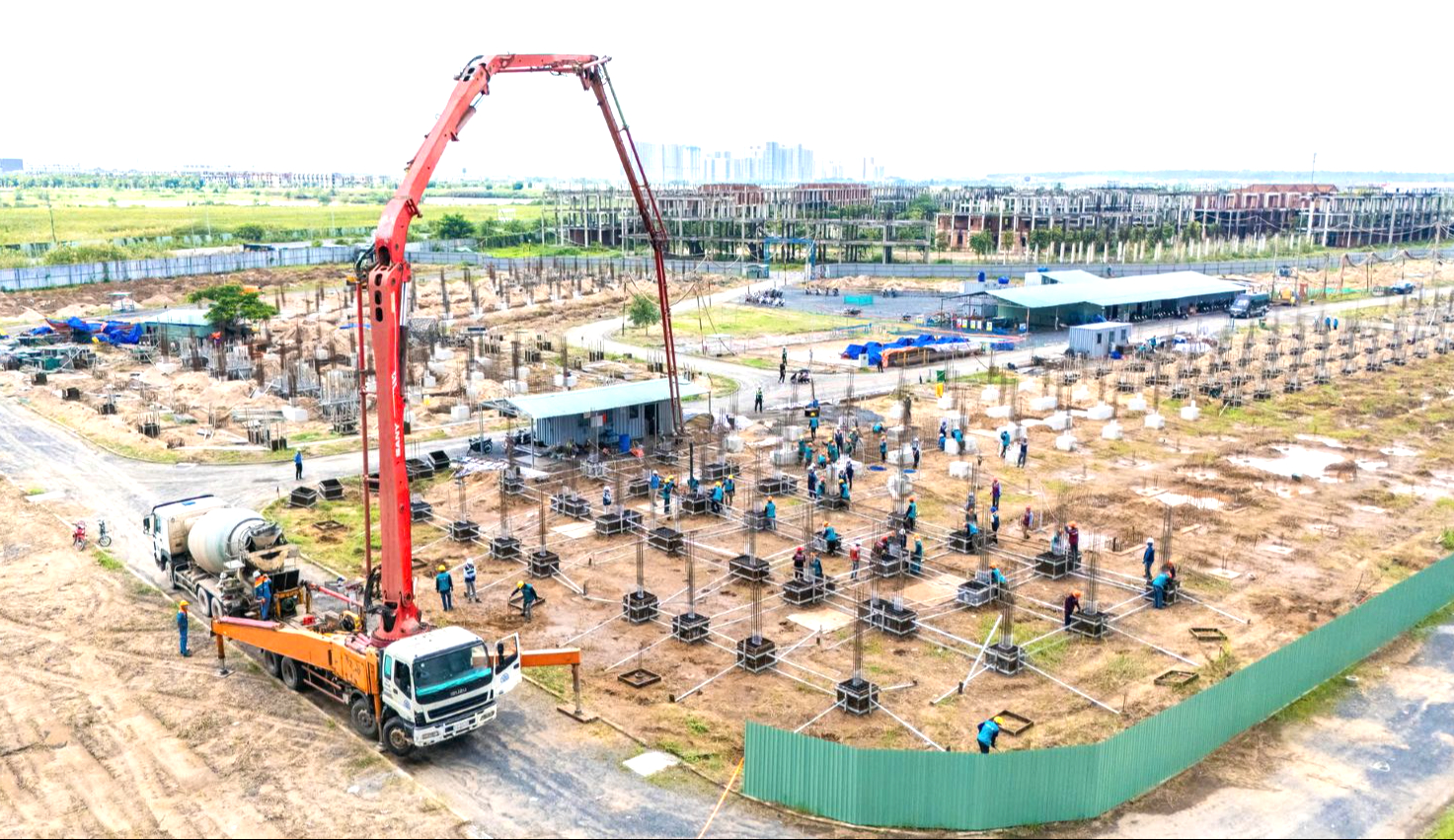 Nhiều dự án bất động sản phía Nam hồi sinh, khó khăn được tháo gỡ- Ảnh 2. Nhiều dự án bất động sản phía Nam hồi sinh, khó khăn được tháo gỡ- Ảnh 2.