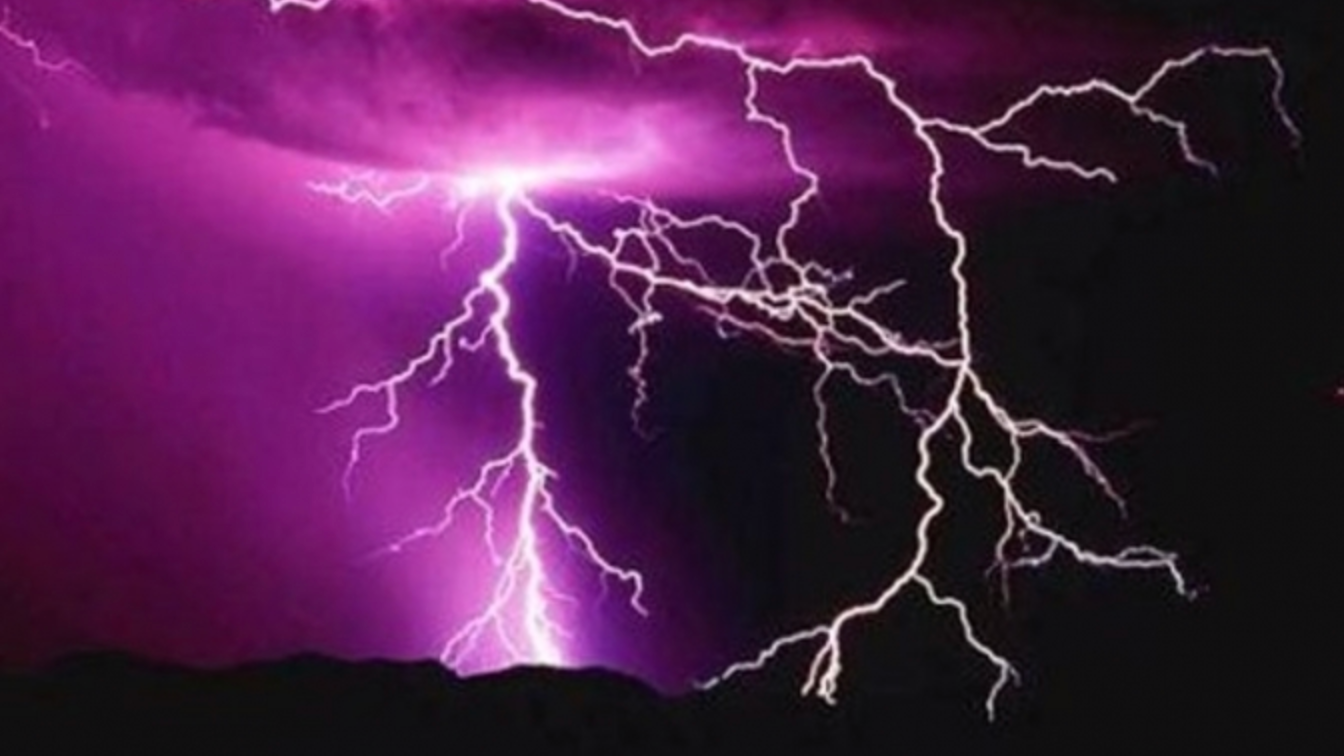 Sét đánh 2 người tử vong ở Cà Mau- Ảnh 1. Sét đánh 2 người tử vong ở Cà Mau- Ảnh 1.