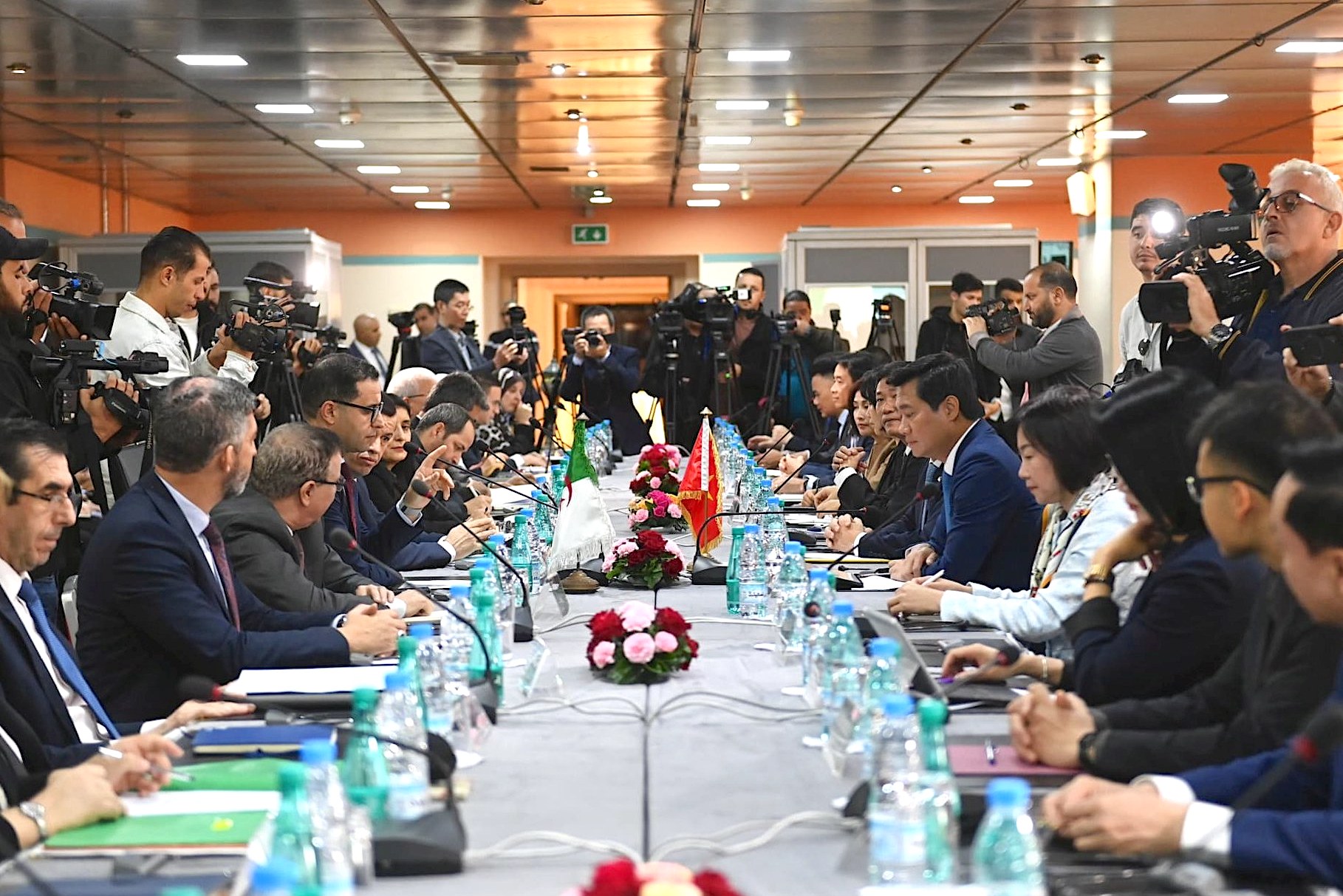 Kỳ họp 13 Ủy ban liên chính phủ Việt Nam - Algeria: Tạo đà phát triển hợp tác mạnh mẽ- Ảnh 1.