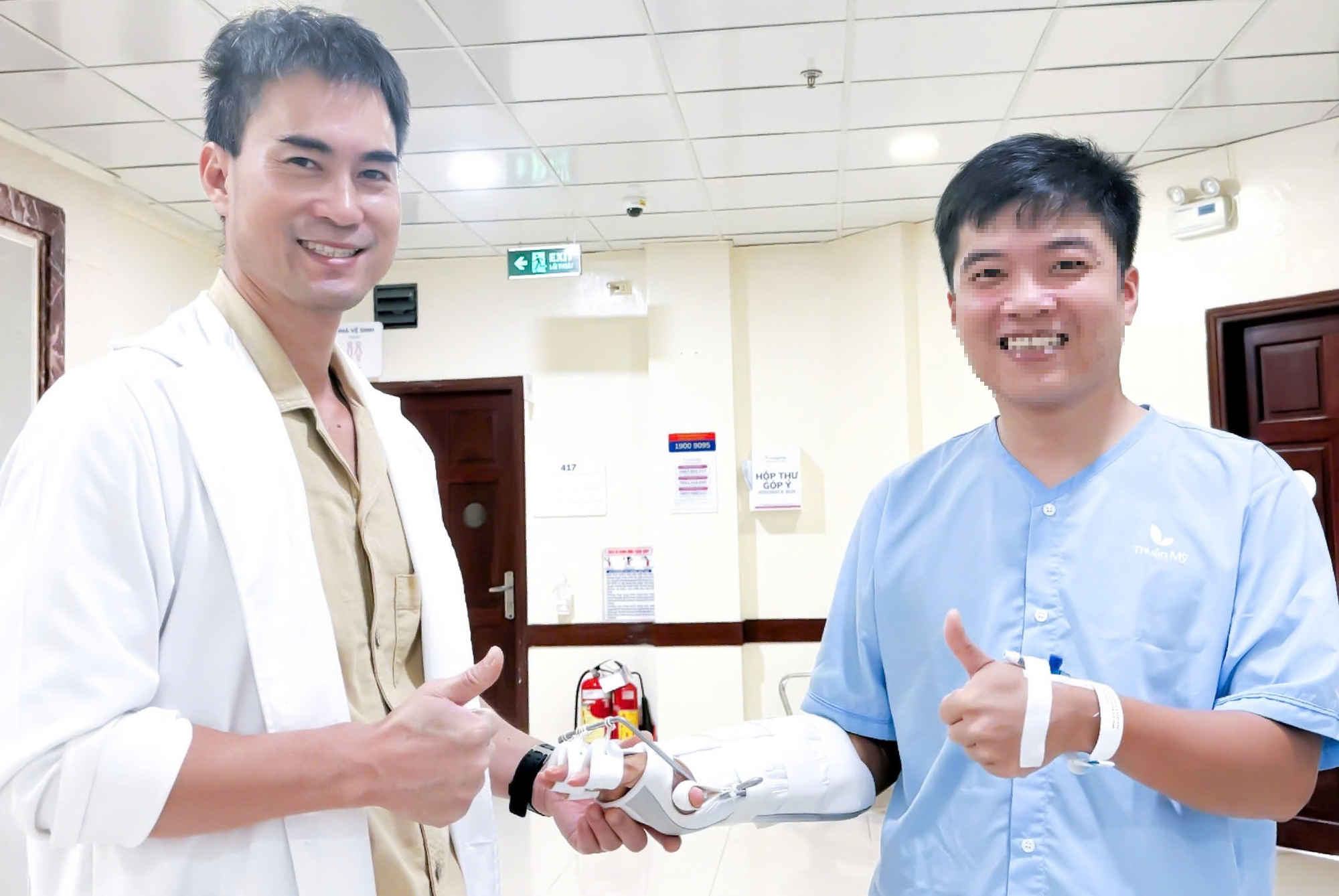 Bệnh nhân vượt gần 1.000km vào Đồng Nai, cứu thành công bàn tay bị liệt sau tai nạn- Ảnh 1. Bệnh nhân vượt gần 1.000km vào Đồng Nai, cứu thành công bàn tay bị liệt sau tai nạn- Ảnh 1.