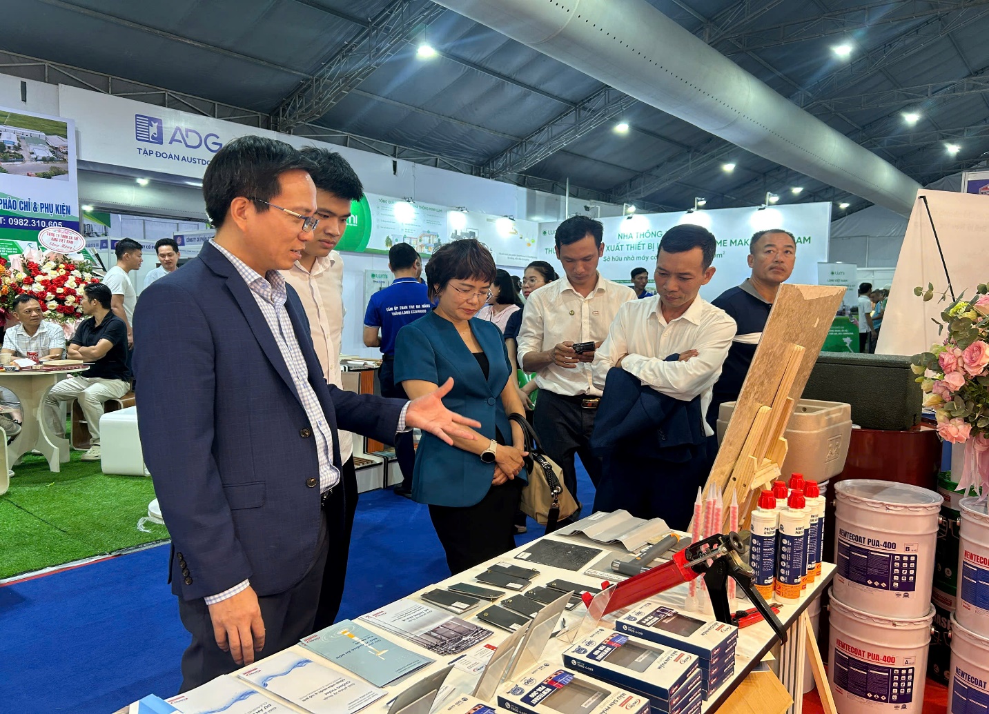 Newtec Group tham gia hội chợ Vina Coatings Thành phố Hồ Chí Minh- Ảnh 2. Newtec Group tham gia hội chợ Vina Coatings Thành phố Hồ Chí Minh- Ảnh 2.