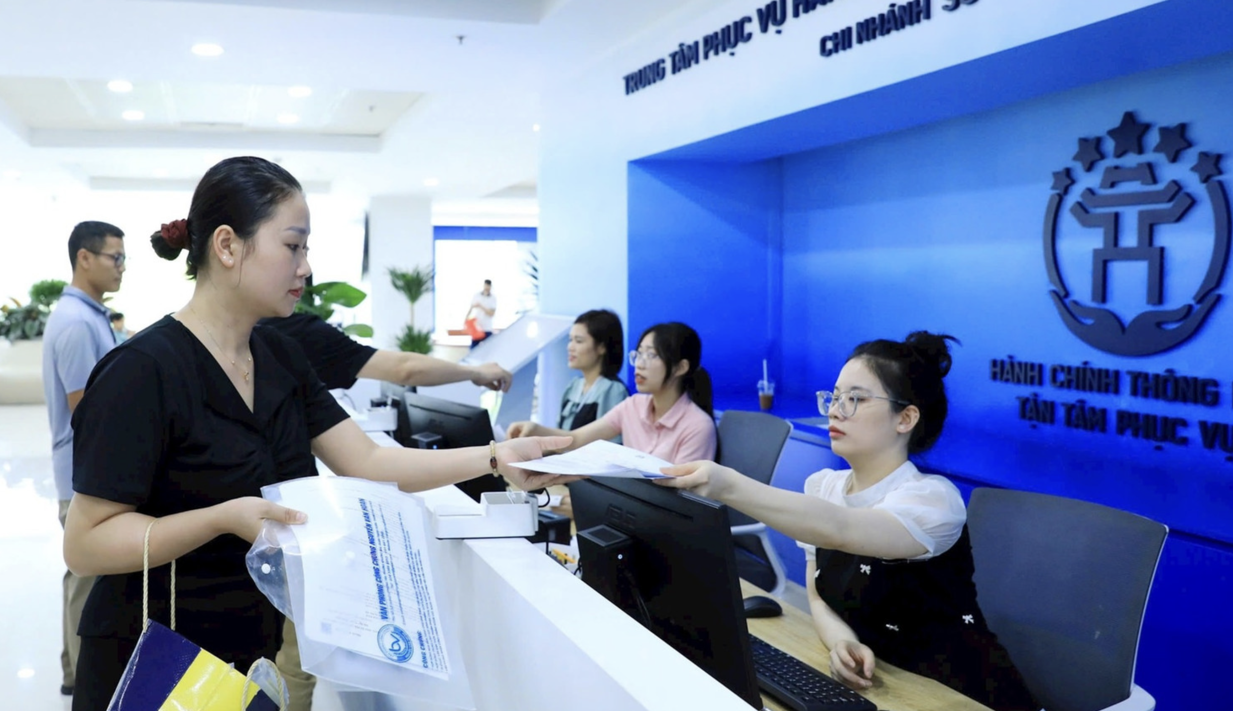 Thay thế, cắt giảm thành phần hồ sơ gần 800 thủ tục hành chính từ ngày 1/1/2026- Ảnh 1. Thay thế, cắt giảm thành phần hồ sơ gần 800 thủ tục hành chính từ ngày 1/1/2026- Ảnh 1.