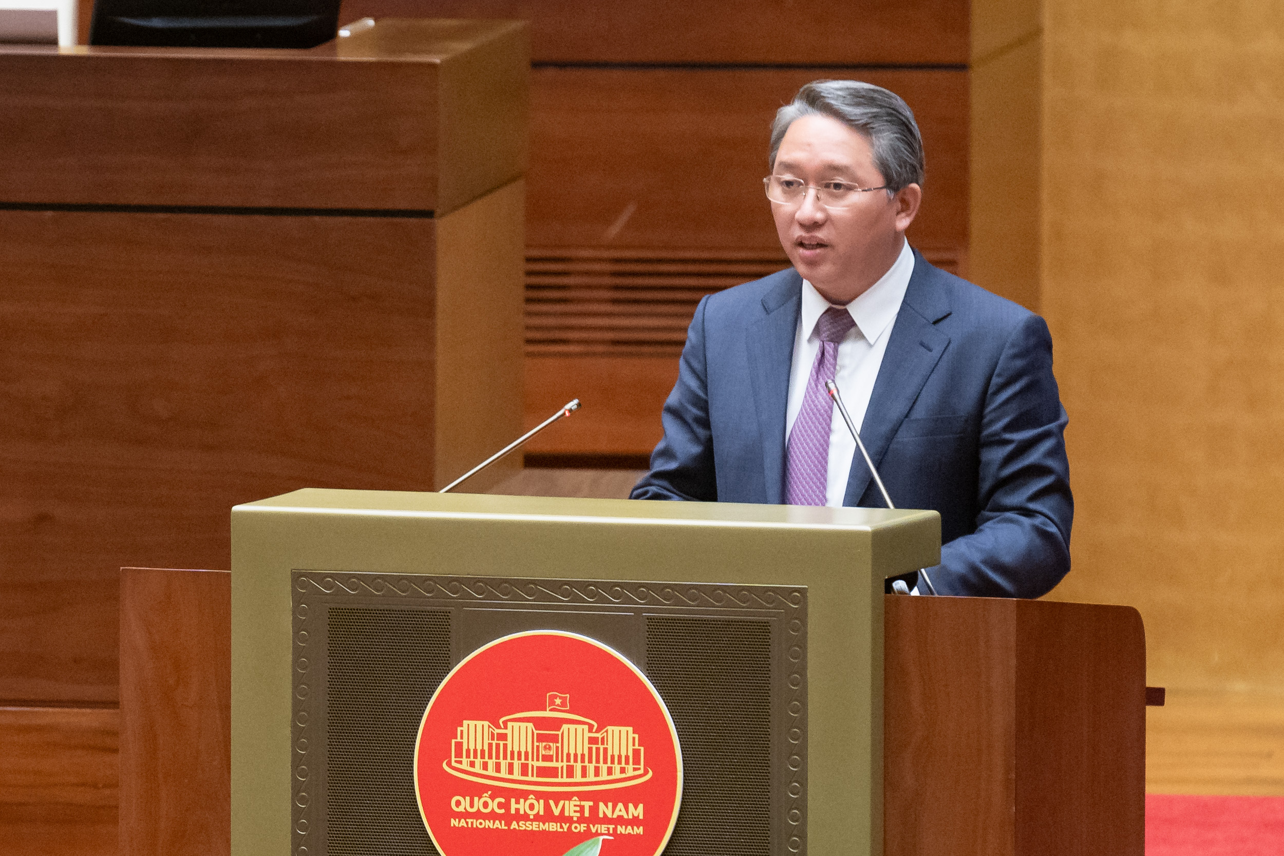 Cần đánh giá kỹ nguồn lực thực hiện chính sách ưu đãi nghề 70% với giáo viên, miễn phí SGK- Ảnh 1. Cần đánh giá kỹ nguồn lực thực hiện chính sách ưu đãi nghề 70% với giáo viên, miễn phí SGK- Ảnh 1.