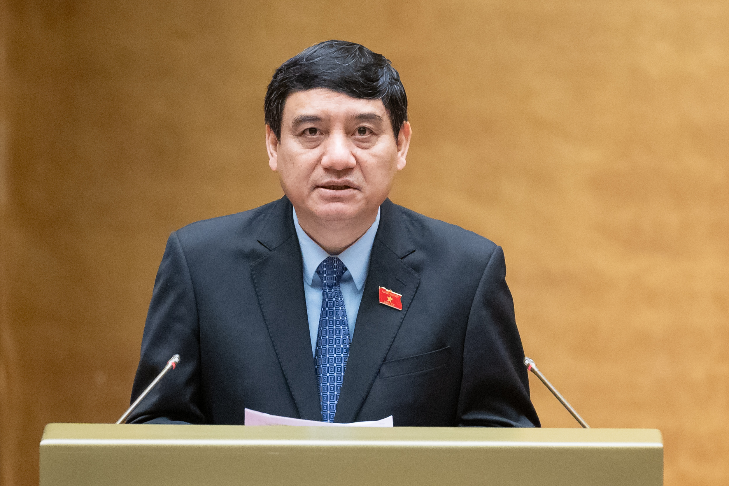 Cần đánh giá kỹ nguồn lực thực hiện chính sách ưu đãi nghề 70% với giáo viên, miễn phí SGK- Ảnh 2. Cần đánh giá kỹ nguồn lực thực hiện chính sách ưu đãi nghề 70% với giáo viên, miễn phí SGK- Ảnh 2.