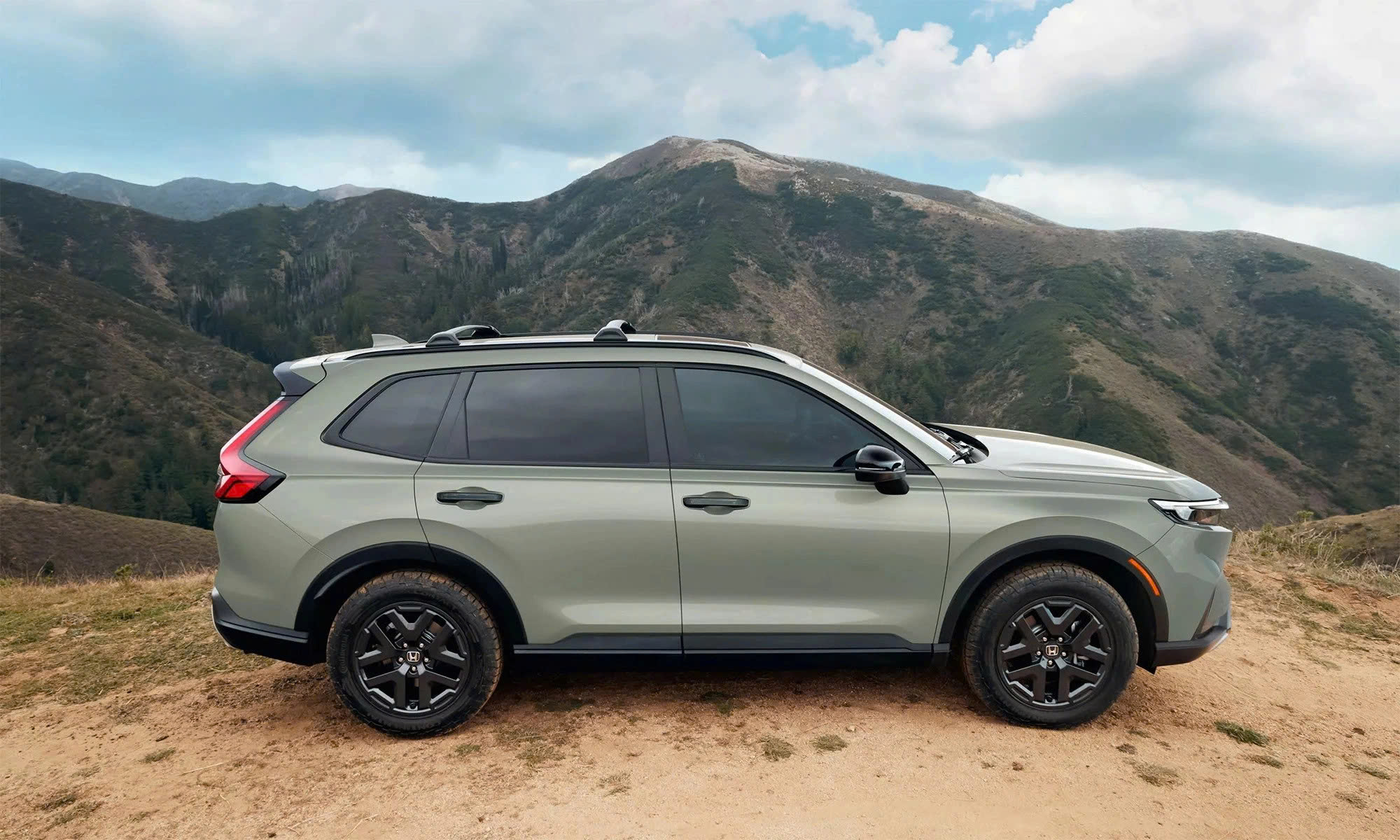 Honda CR-V e:HEV 2026 lắp ráp Việt Nam lộ hình ảnh đầu tiên- Ảnh 3. Honda CR-V e:HEV 2026 lắp ráp Việt Nam lộ hình ảnh đầu tiên- Ảnh 3.