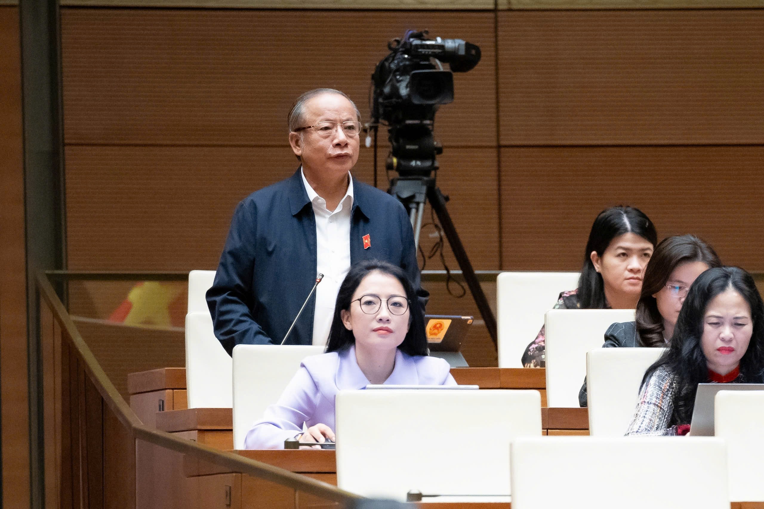 Bộ trưởng Bộ Tài chính: Vướng mắc GPMB, nhiều dự án có tiền không giải ngân được- Ảnh 2.