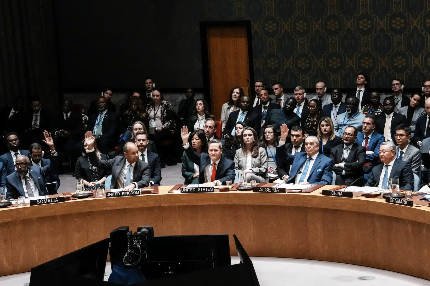 HĐBA LHQ thông qua nghị quyết do Mỹ đề xuất nhằm chấm dứt xung đột tại Gaza
- Ảnh 1.