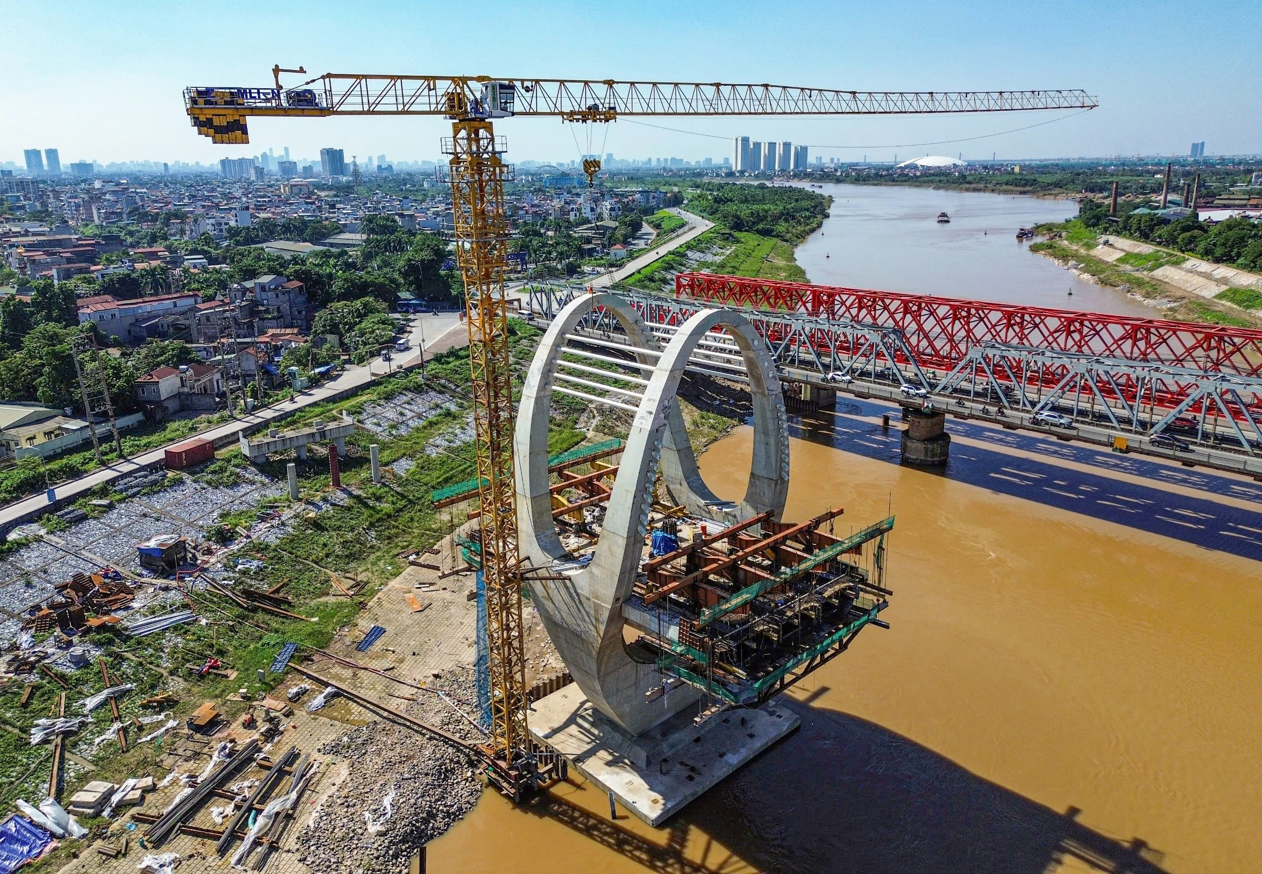 Dự án cầu Đuống “giậm chân tại chỗ”: Mặt bằng chưa xong, tiến độ kéo dài thêm 1 năm- Ảnh 16.