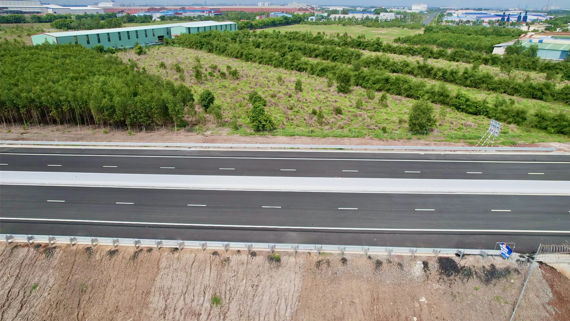 TP.HCM: Xử lý tình trạng xe lưu thông trên cao tốc Biên Hòa - Vũng Tàu đang thi công- Ảnh 3.