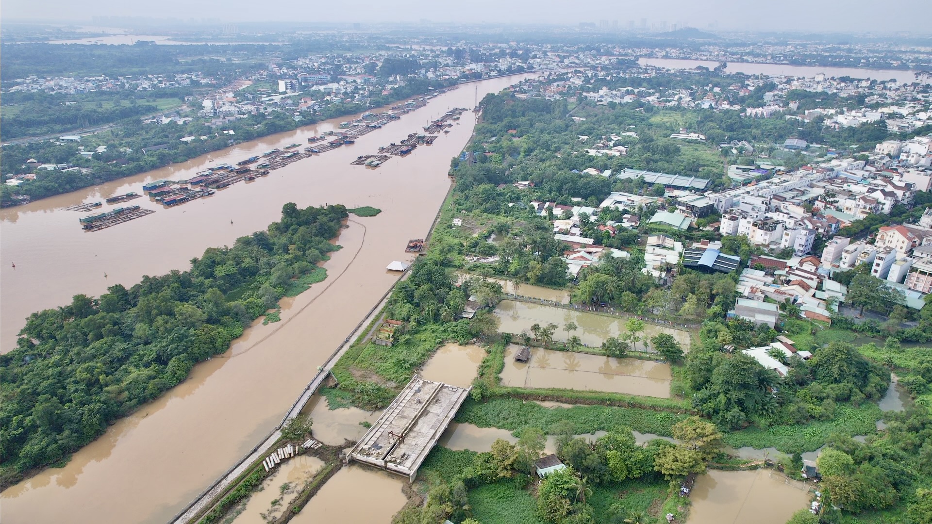 Đồng Nai gỡ vướng mặt bằng 150 dự án, đốc thúc GPMB khu công nghiệp Biên Hòa 1- Ảnh 2. Đồng Nai gỡ vướng mặt bằng 150 dự án, đốc thúc GPMB khu công nghiệp Biên Hòa 1- Ảnh 2.