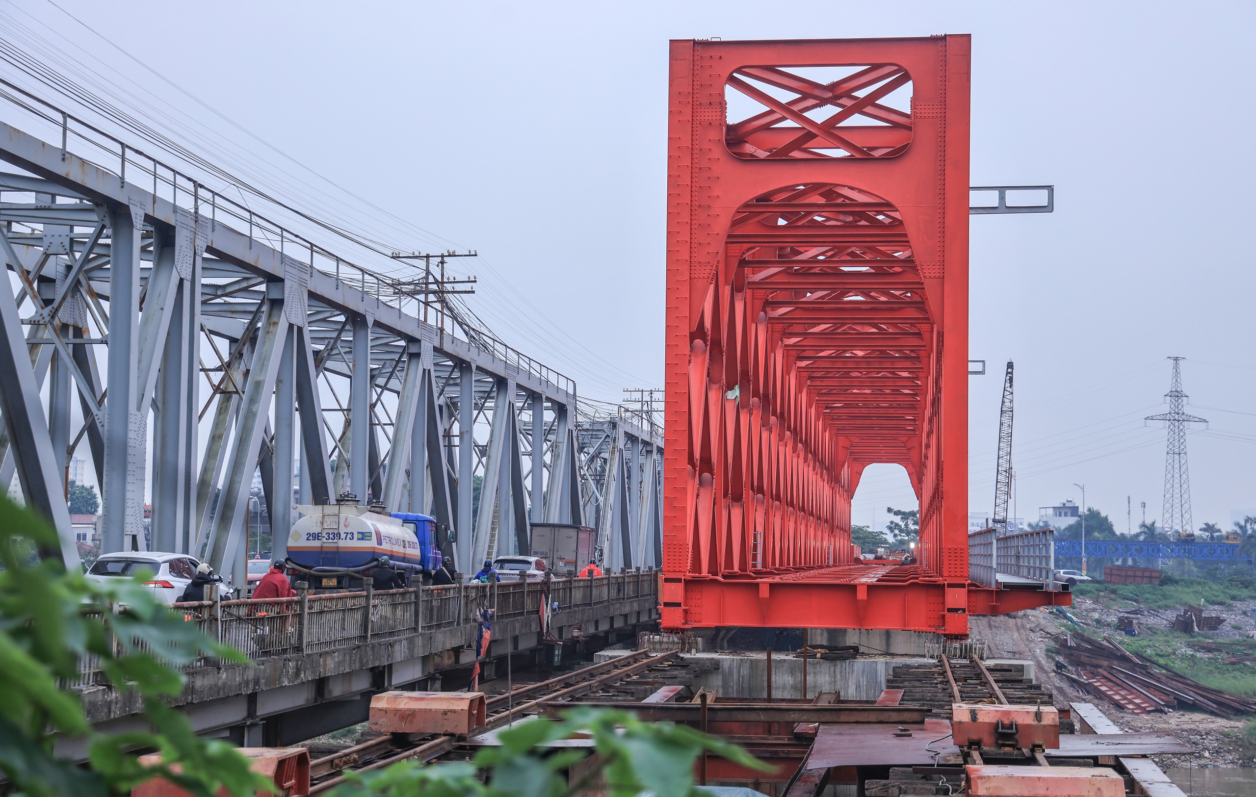 Dự án cầu Đuống “giậm chân tại chỗ”: Mặt bằng chưa xong, tiến độ kéo dài thêm 1 năm- Ảnh 10.