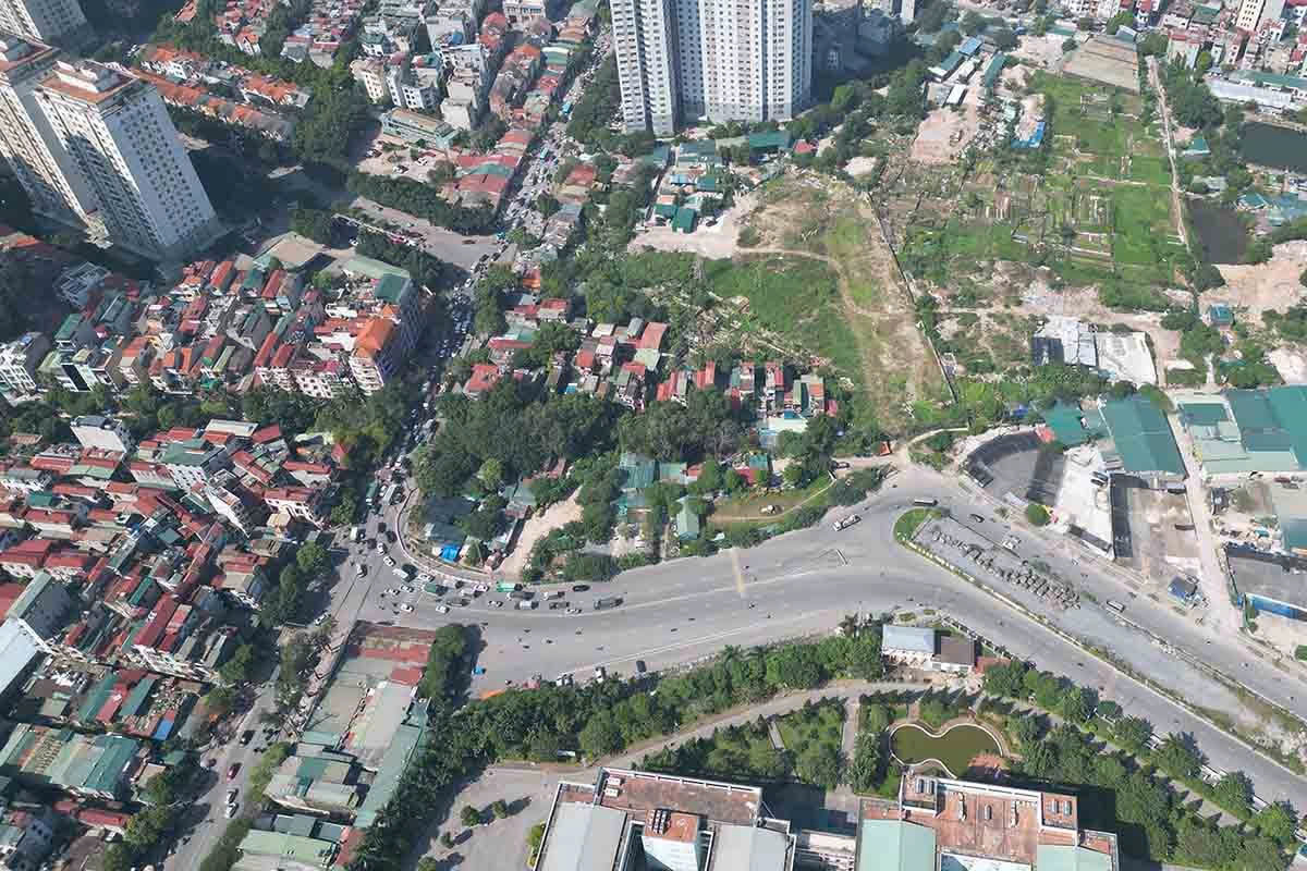 Hà Nội thí điểm hạn chế xe tải trên 10 tấn tuyến Phúc La - Phan Trọng Tuệ - Cầu Bươu- Ảnh 1. Hà Nội thí điểm hạn chế xe tải trên 10 tấn tuyến Phúc La - Phan Trọng Tuệ - Cầu Bươu- Ảnh 1.