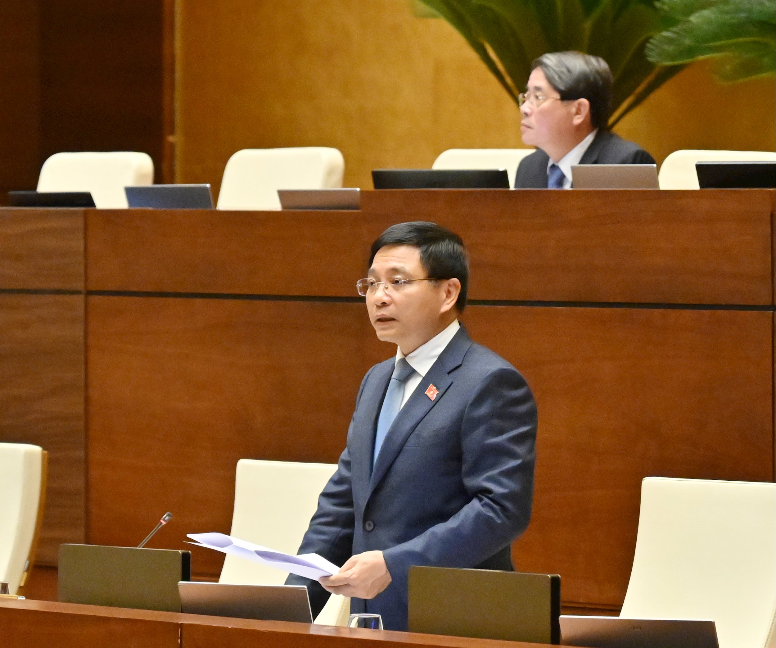 Nghiên cứu, tính toán lại mức doanh thu khởi điểm chịu thuế của hộ kinh doanh- Ảnh 3. Nghiên cứu, tính toán lại mức doanh thu khởi điểm chịu thuế của hộ kinh doanh- Ảnh 3.