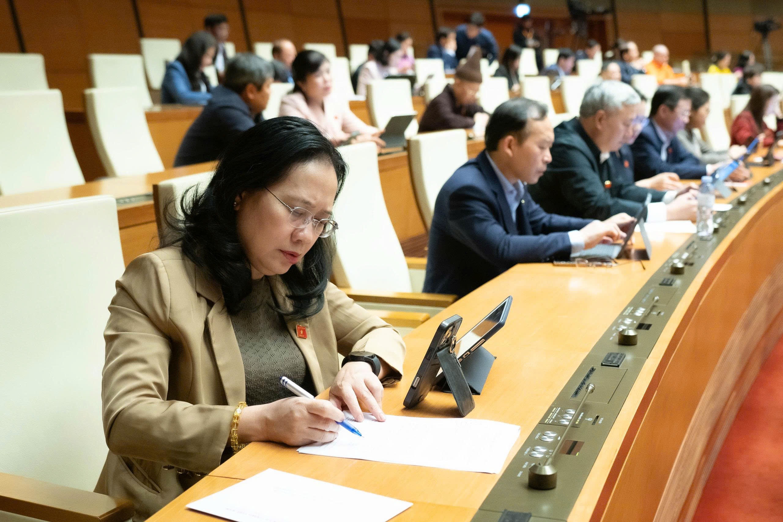 Nghiên cứu bổ sung ưu đãi thuế với phần tiền lương, tiền công đầu tư phát triển hạ tầng- Ảnh 3. Nghiên cứu bổ sung ưu đãi thuế với phần tiền lương, tiền công đầu tư phát triển hạ tầng- Ảnh 3.