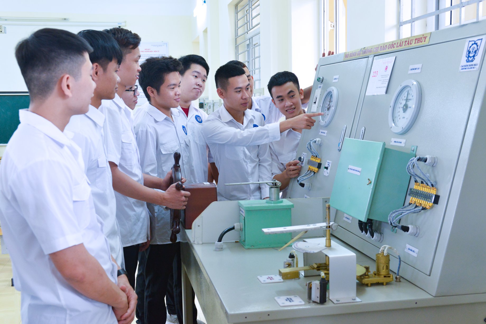 Chú trọng đào tạo, đảm bảo nhân lực để phát triển đường thuỷ nội địa- Ảnh 1.