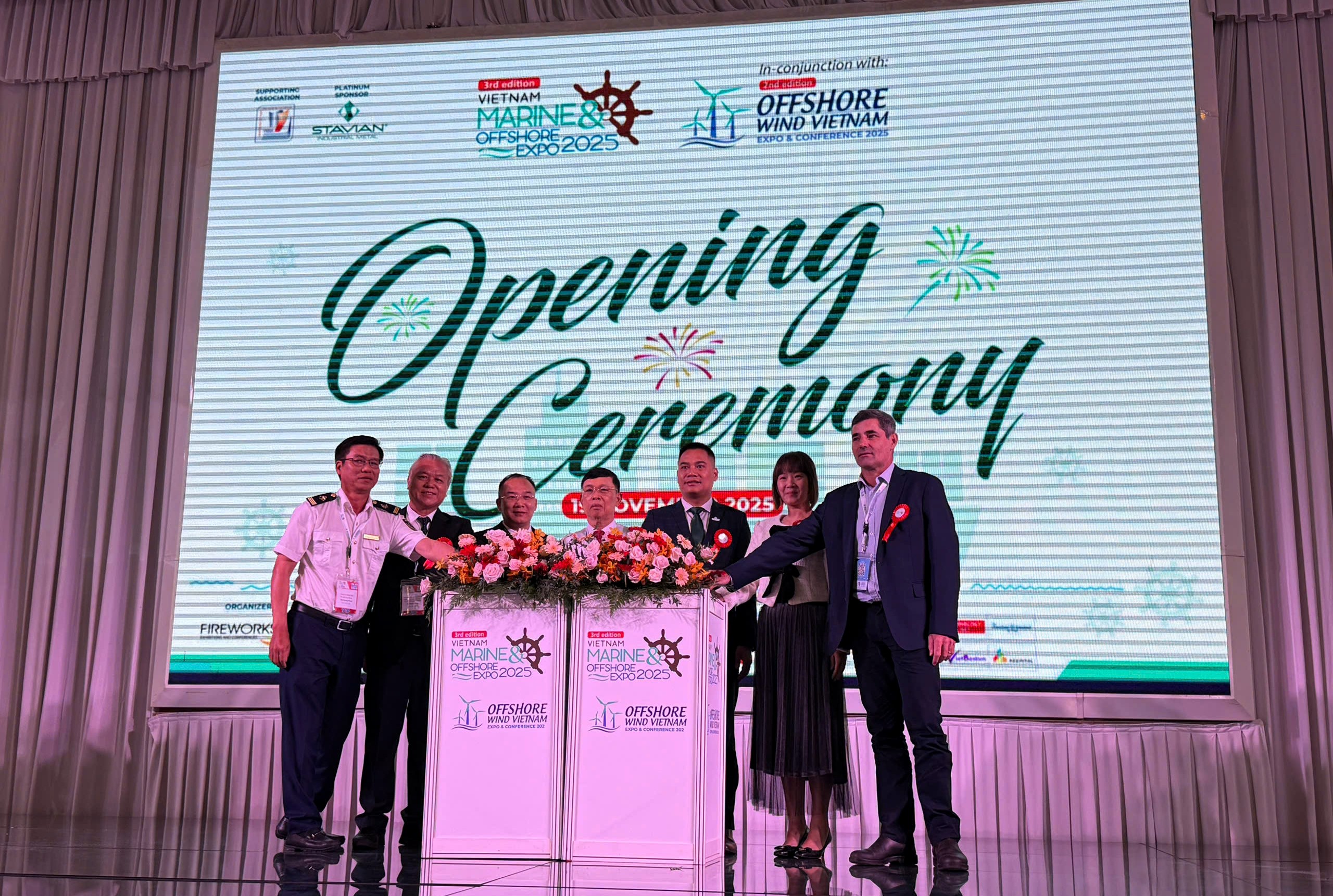 Hơn 200 doanh nghiệp tham gia triển lãm VIMOX 2025- Ảnh 1.