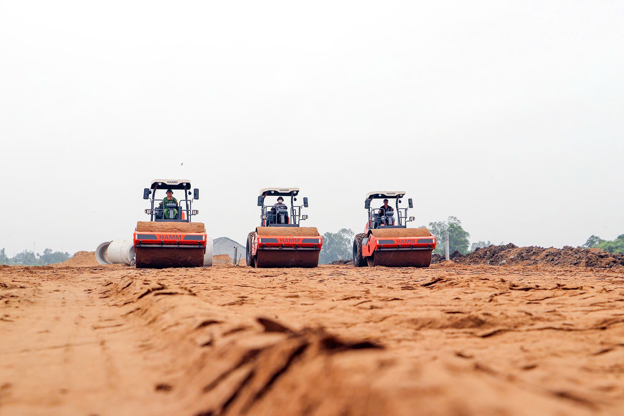 5 dự án cao tốc cần bứt phá tiến độ để hoàn thành dịp 19/12- Ảnh 1.