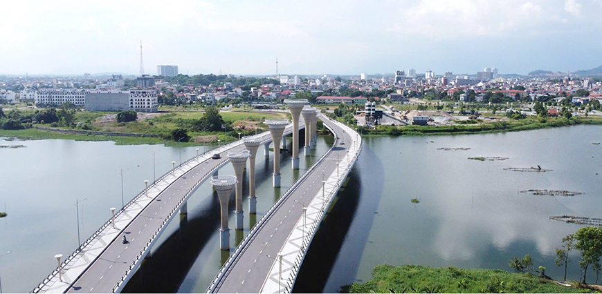 Phú Thọ phát triển hạ tầng giao thông kết nối liên vùng - khơi thông động lực tăng trưởng- Ảnh 3.