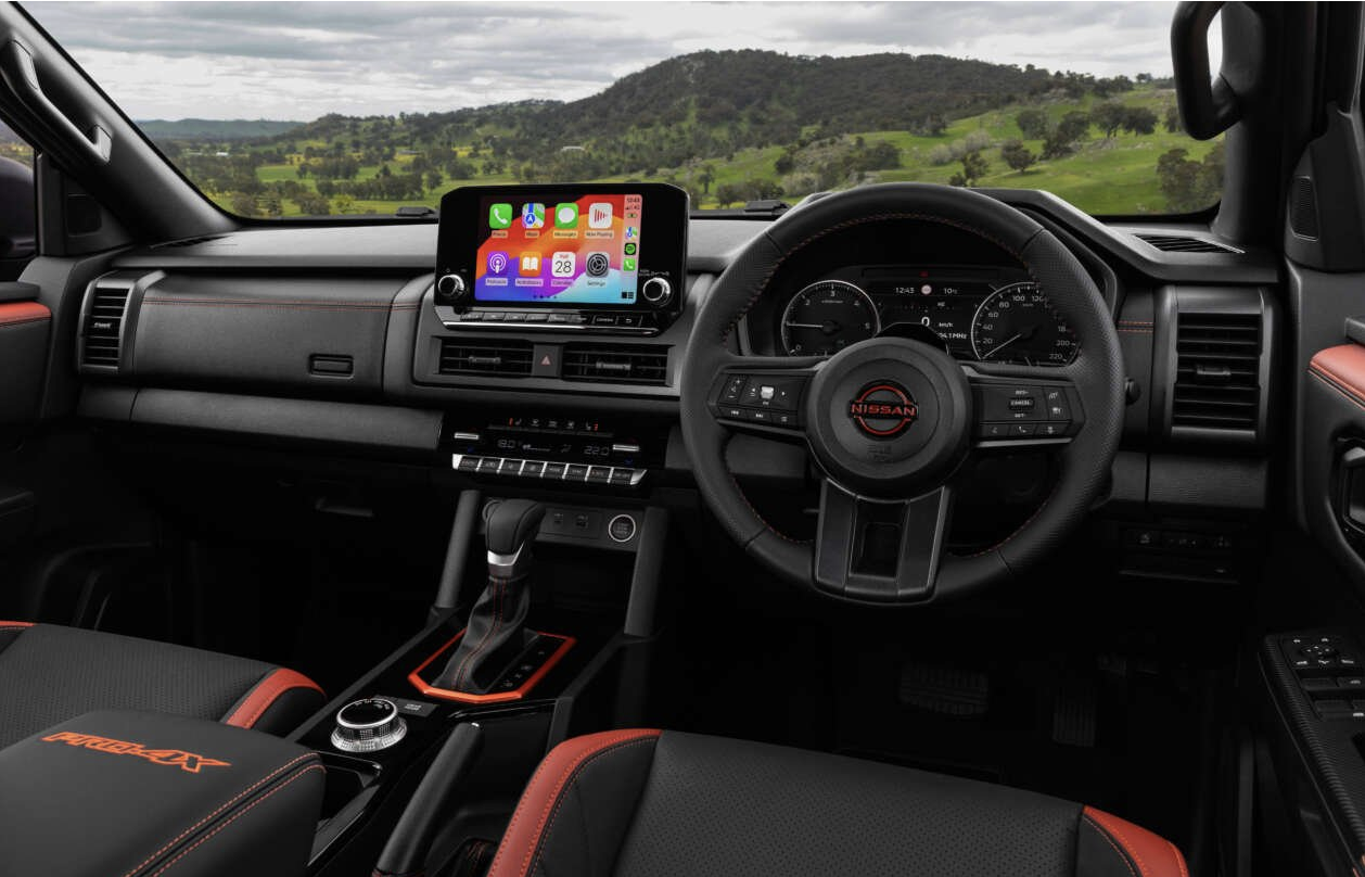 Nissan Navara hoàn toàn mới "mượn" nhiều thứ từ Triton- Ảnh 3. Nissan Navara hoàn toàn mới "mượn" nhiều thứ từ Triton- Ảnh 3.