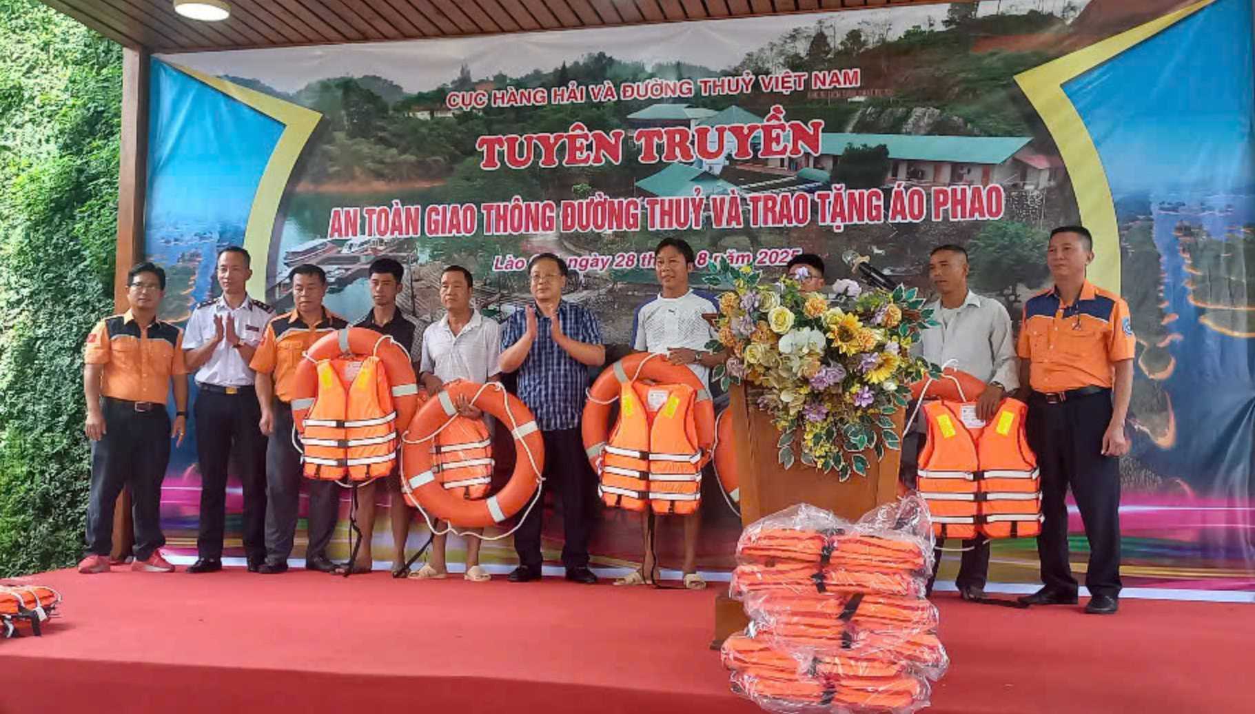 Đẩy mạnh tuyên truyền, tăng cường đảm bảo an toàn trên luồng đường thủy quốc gia- Ảnh 2.