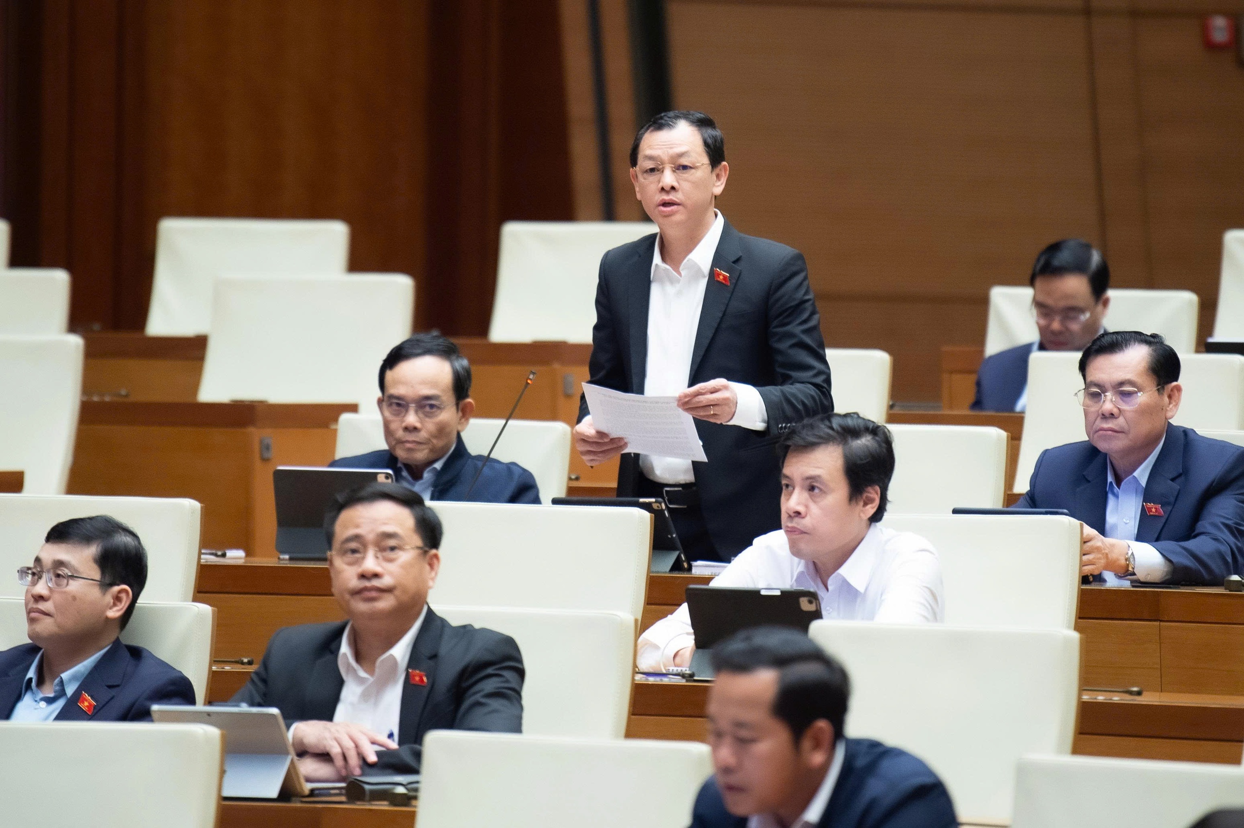 Bộ trưởng Giáo dục & Đào tạo: Bộ không can thiệp đào tạo chuyên sâu của ngành Y- Ảnh 1.