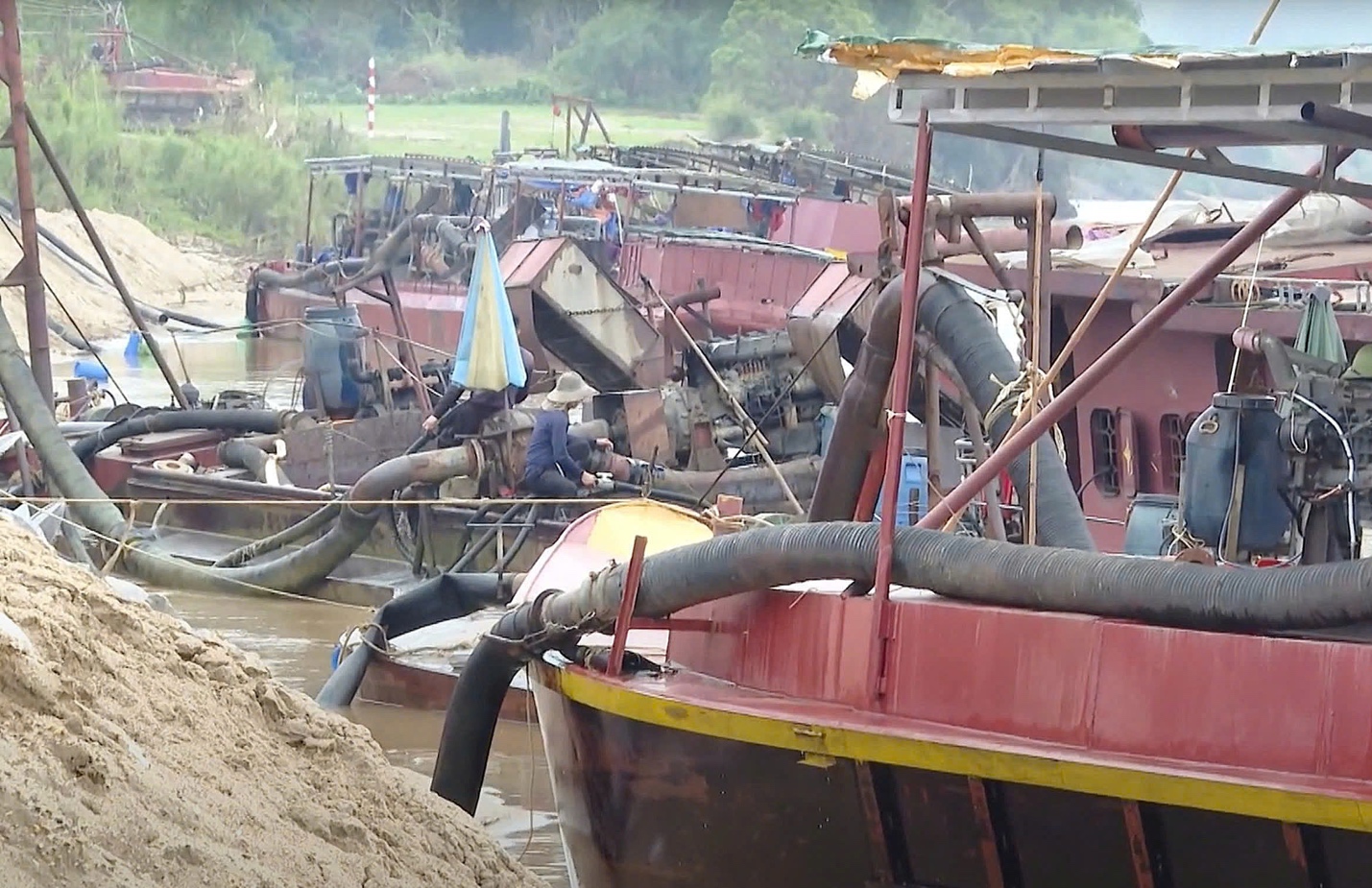 Nghệ An: Tăng cường bảo vệ kết cấu hạ tầng đường thủy- Ảnh 1.