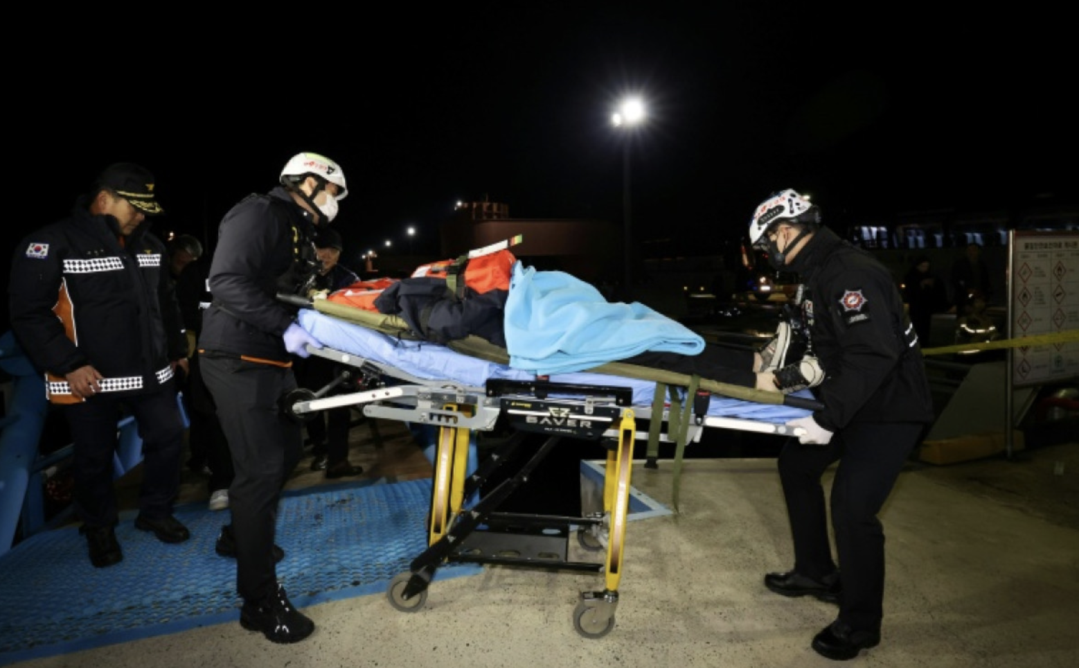 Hàn Quốc: Nghi vấn người lái phà mải xem điện thoại khiến phà mắc cạn- Ảnh 1. Hàn Quốc: Nghi vấn người lái phà mải xem điện thoại khiến phà mắc cạn- Ảnh 1.