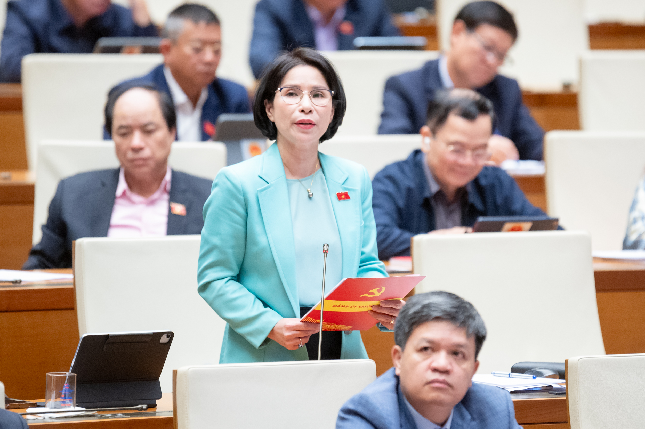 ĐBQH: Cần quy định nghiêm ngặt việc mở ngành đào tạo lĩnh vực đặc thù- Ảnh 2. ĐBQH: Cần quy định nghiêm ngặt việc mở ngành đào tạo lĩnh vực đặc thù- Ảnh 2.