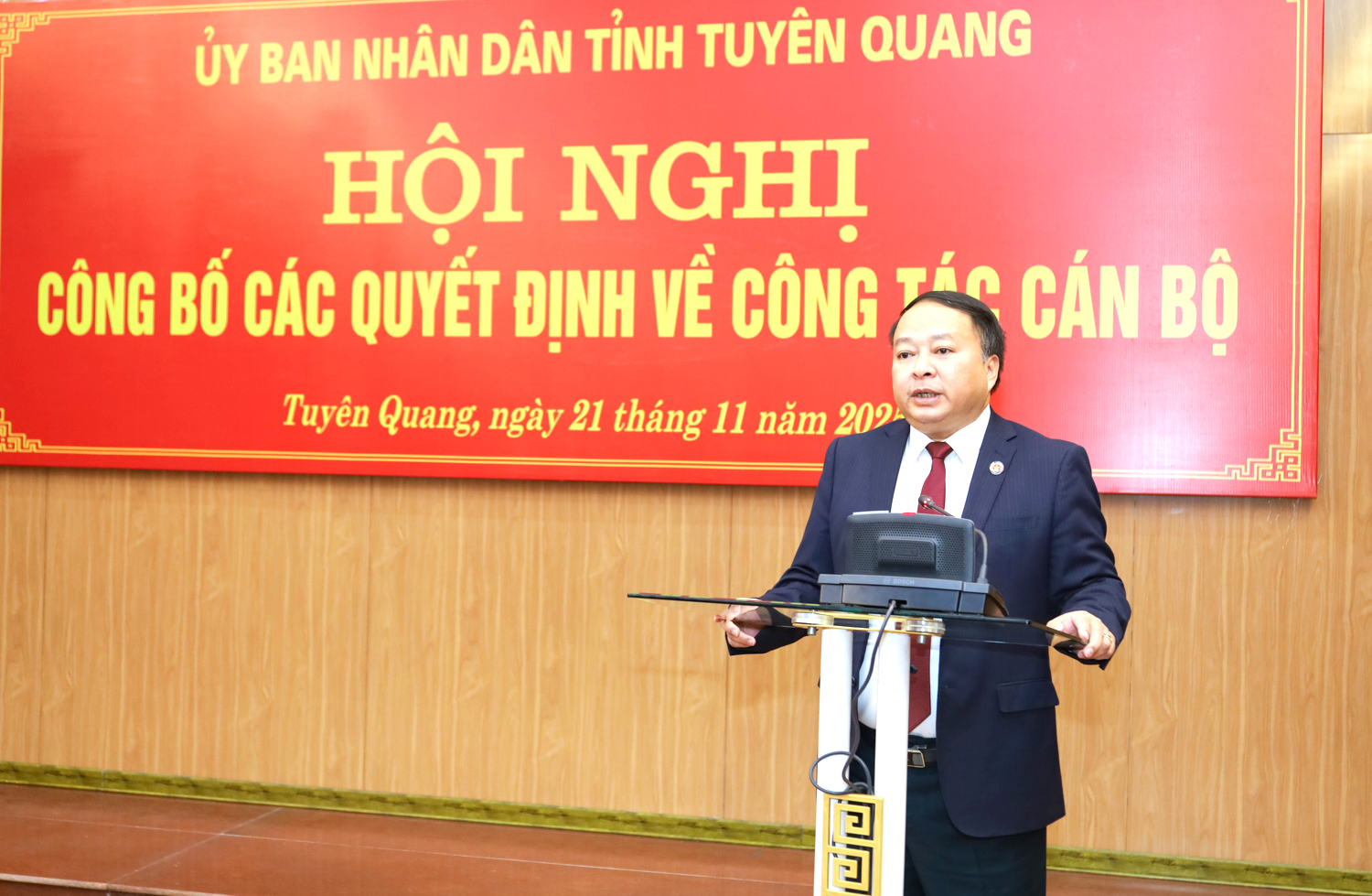 Tuyên Quang: Công bố các quyết định về công tác cán bộ- Ảnh 2.
