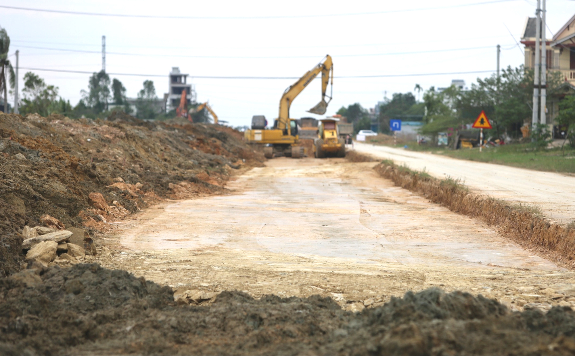 Thanh Hóa: Rốt ráo hoàn thiện tuyến đường Voi - Sầm Sơn- Ảnh 6.