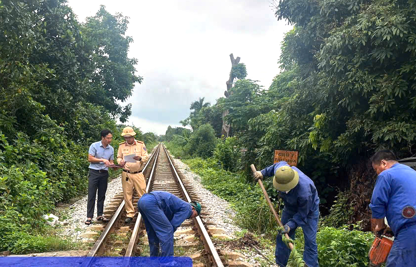 Chỉ thị 22/CT-TTg: Kim chỉ nam giúp bảo đảm an toàn giao thông đường sắt- Ảnh 2.