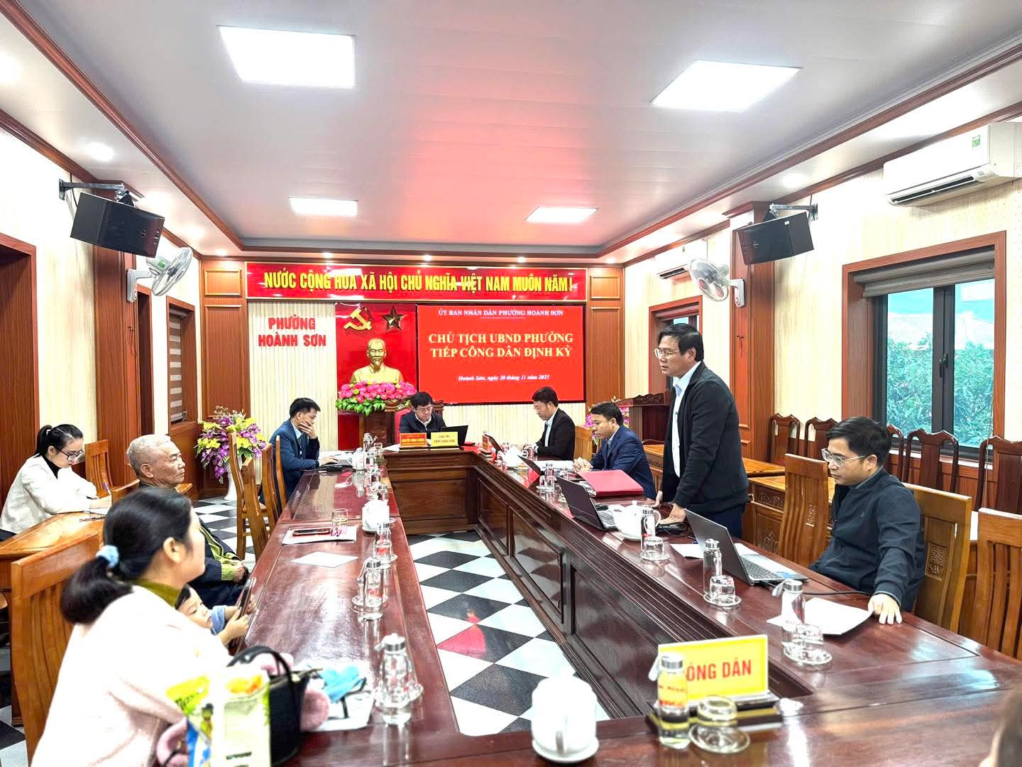 Hà Tĩnh: Tiếp tục sắp xếp bộ máy theo hướng tinh gọn, giảm đầu mối- Ảnh 1.