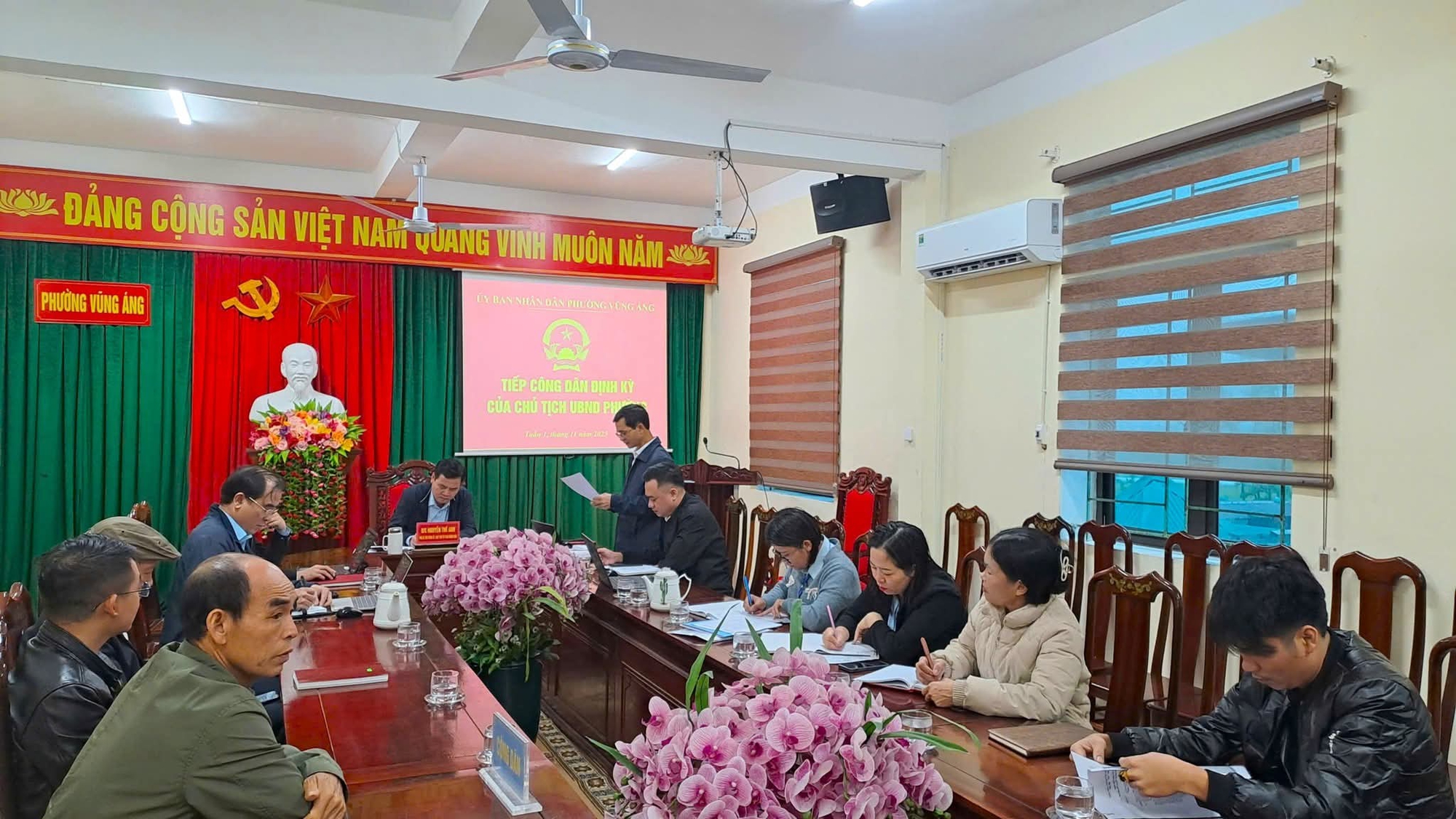 Hà Tĩnh: Tiếp tục sắp xếp bộ máy theo hướng tinh gọn, giảm đầu mối- Ảnh 3.