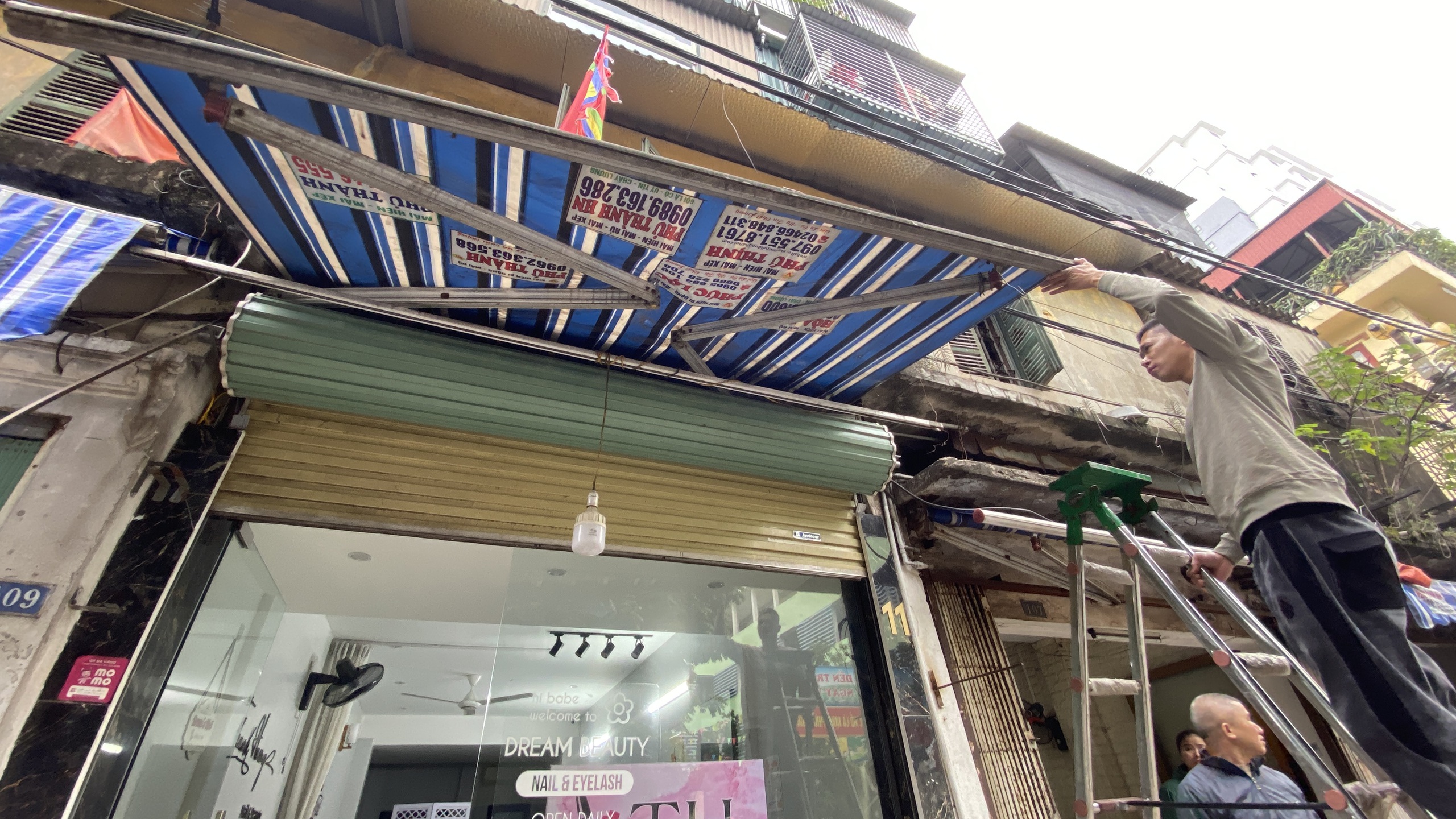 Hà Nội: Phường Vĩnh Tuy ra quân dẹp chợ tạm, chợ cóc- Ảnh 17.