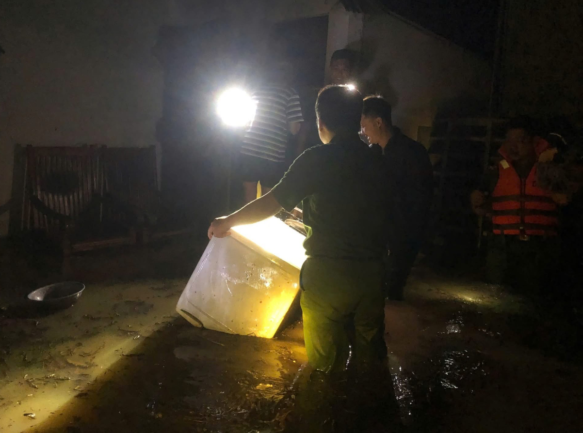 Mực nước sông Đồng Nai vượt báo động 2, nhiều vùng trũng nguy cơ ngập- Ảnh 3.