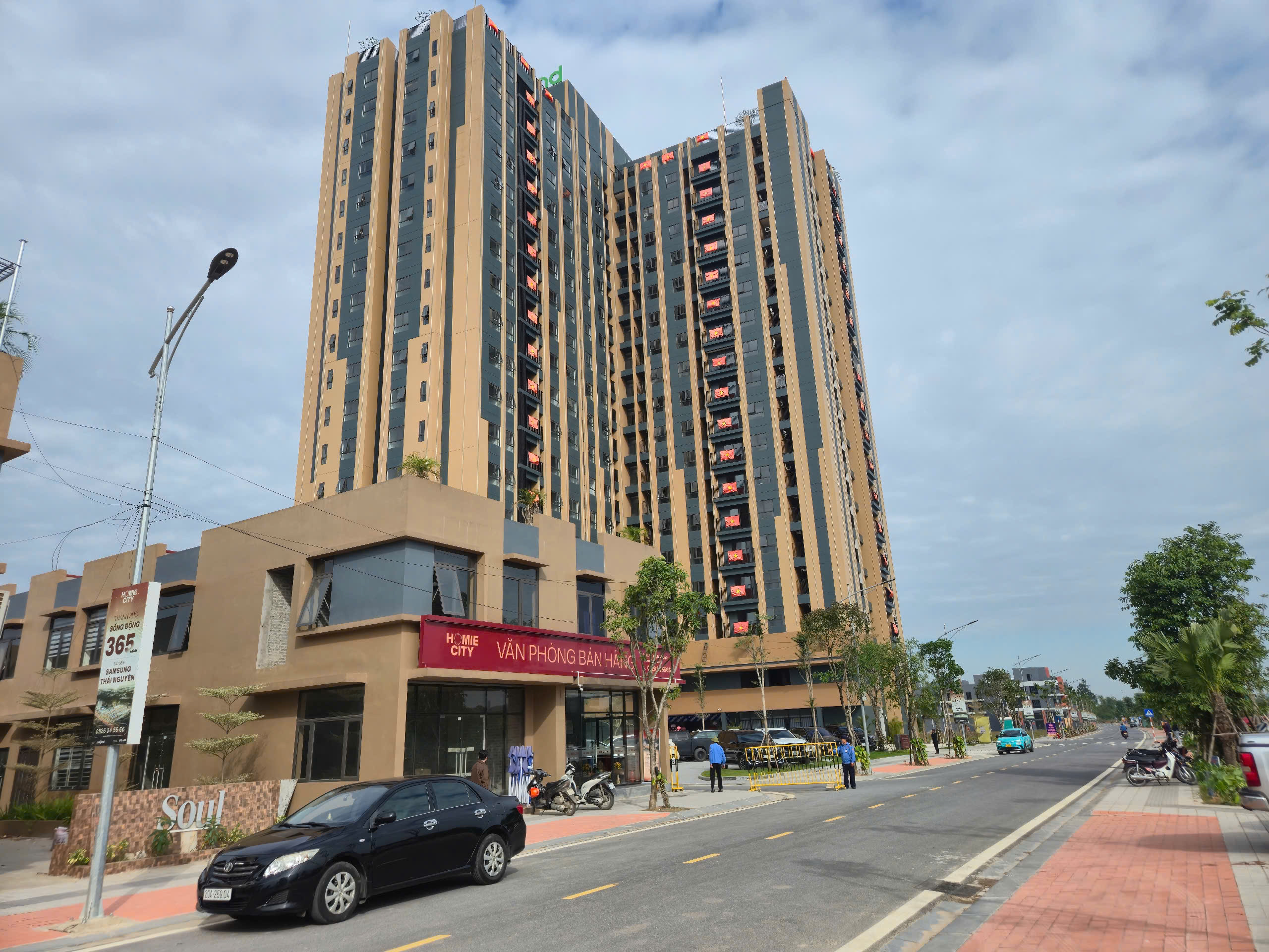 Hàng trăm người lao động nhận nhà mới tại dự án nhà ở xã hội TNG Land- Ảnh 3.