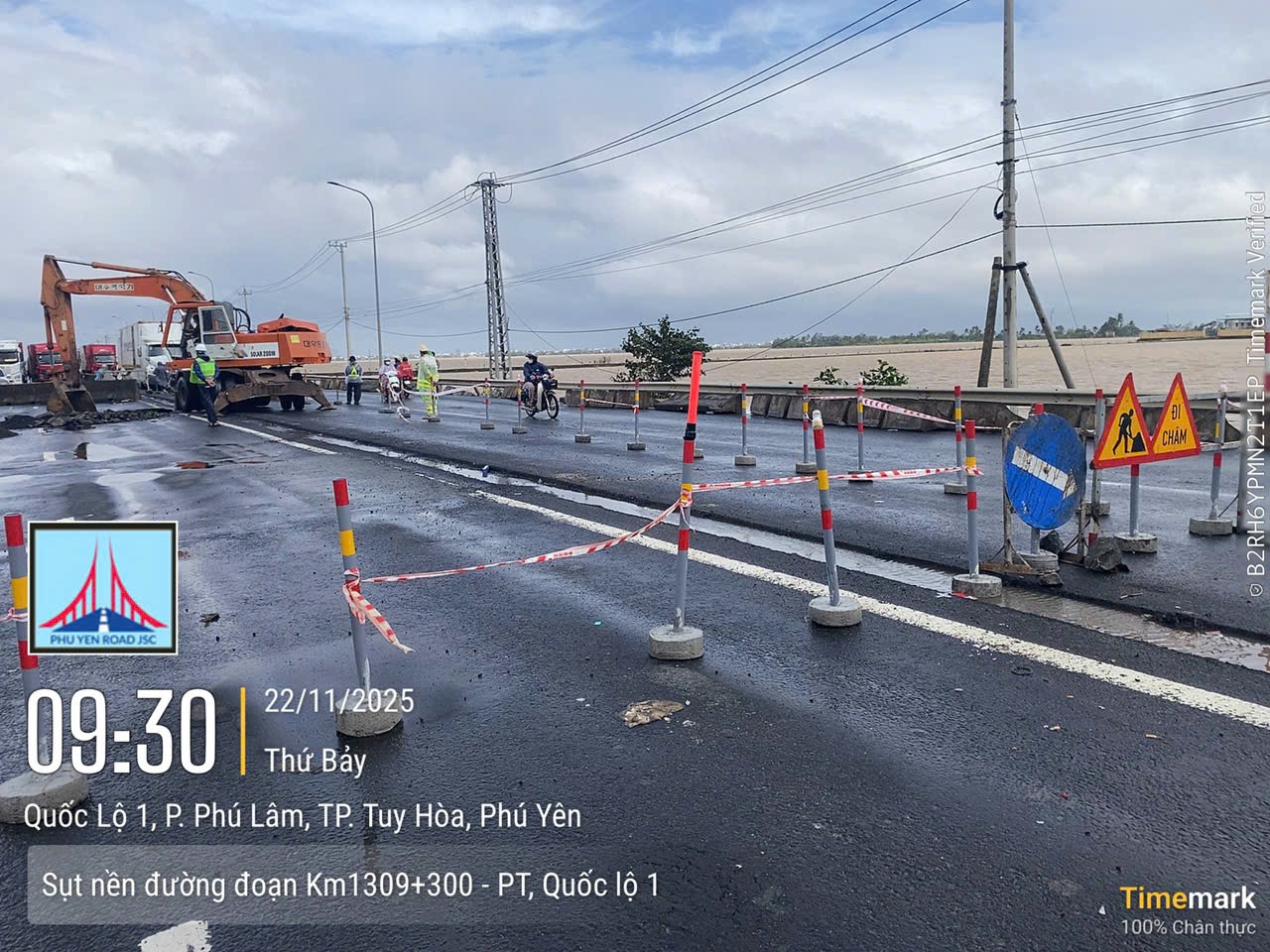 Đắk Lắk có 27 người chết do đợt lũ lịch sử, nhiều tỉnh miền Trung gia tăng thiệt hại- Ảnh 8.