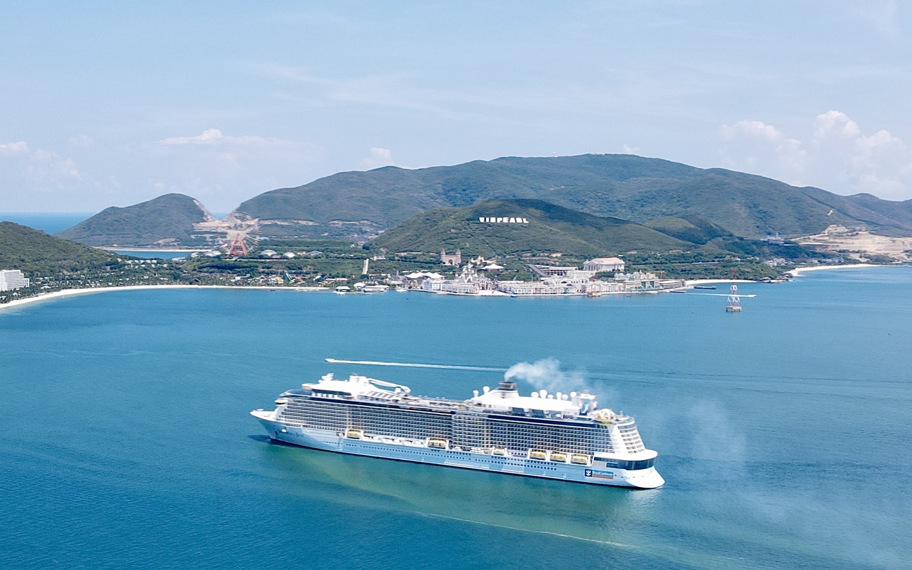 Khánh Hòa tăng cường tuyên truyền pháp luật, siết chặt phòng chống khai thác IUU- Ảnh 3. Khánh Hòa tăng cường tuyên truyền Nghị định, Thông tư về hàng hải và đường thủy nội địa