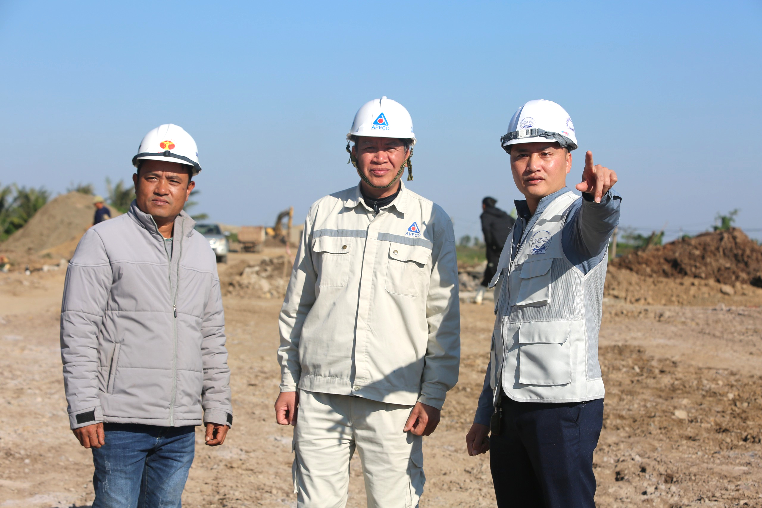 Thanh Hóa đẩy nhanh tiến độ dự án đường ven biển dài hơn 96km- Ảnh 2.