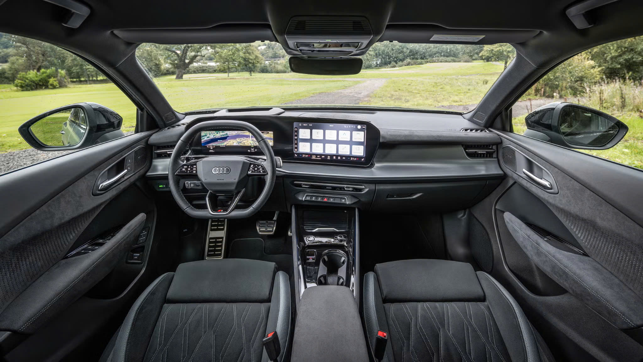 Audi Q3 2026 hoàn toàn mới tăng giá gần 4.000 USD- Ảnh 4. Audi Q3 2026 hoàn toàn mới tăng giá gần 4.000 USD- Ảnh 4.