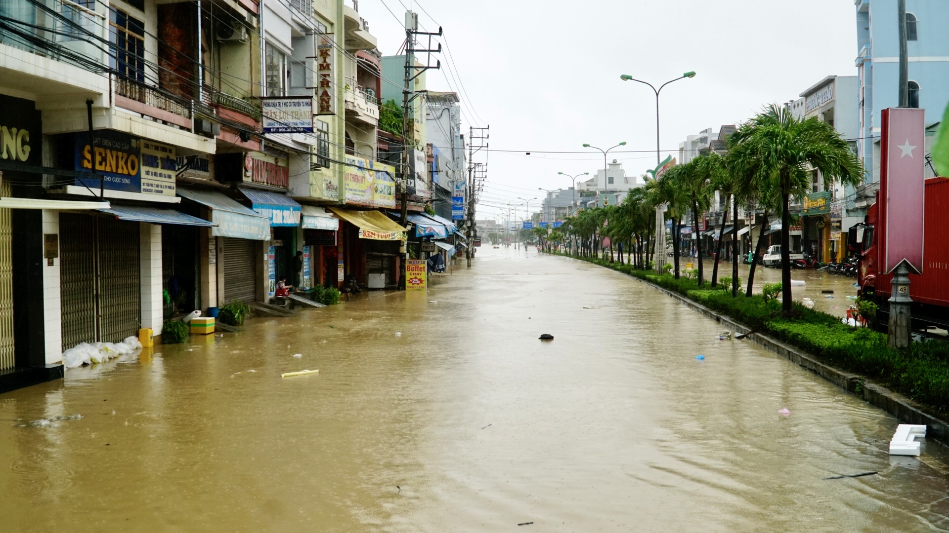 Gia Lai: Nguy cơ tái lũ, nhiều xã khẩn cấp sơ tán người dân vùng trũng- Ảnh 1.