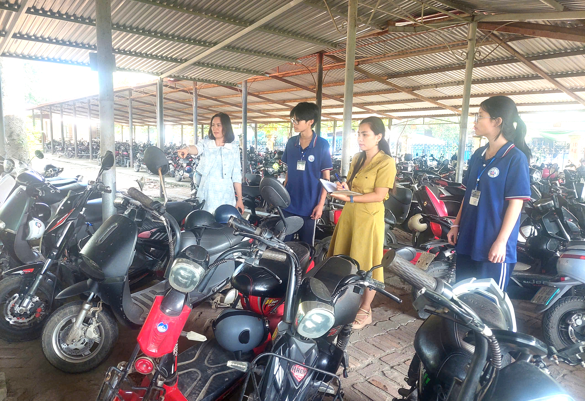 Phú Thọ: Phát huy hiệu quả mô hình “Cổng trường an toàn giao thông”- Ảnh 6. Phú Thọ: Phát huy hiệu quả mô hình “Cổng trường an toàn giao thông”- Ảnh 6.