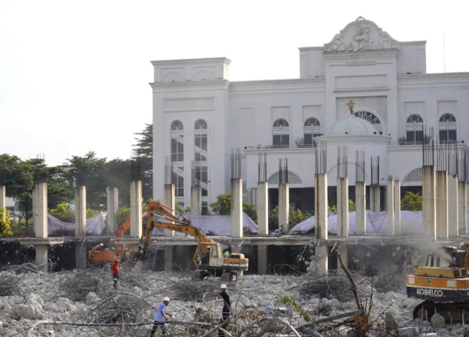 Đồng Nai: Trước 5/12 tháo dỡ toàn bộ công trình xây dựng trái phép ở khu đất 72ha- Ảnh 1. Đồng Nai: Trước 5/12 tháo dỡ toàn bộ công trình xây dựng trái phép ở khu đất 72ha- Ảnh 1.