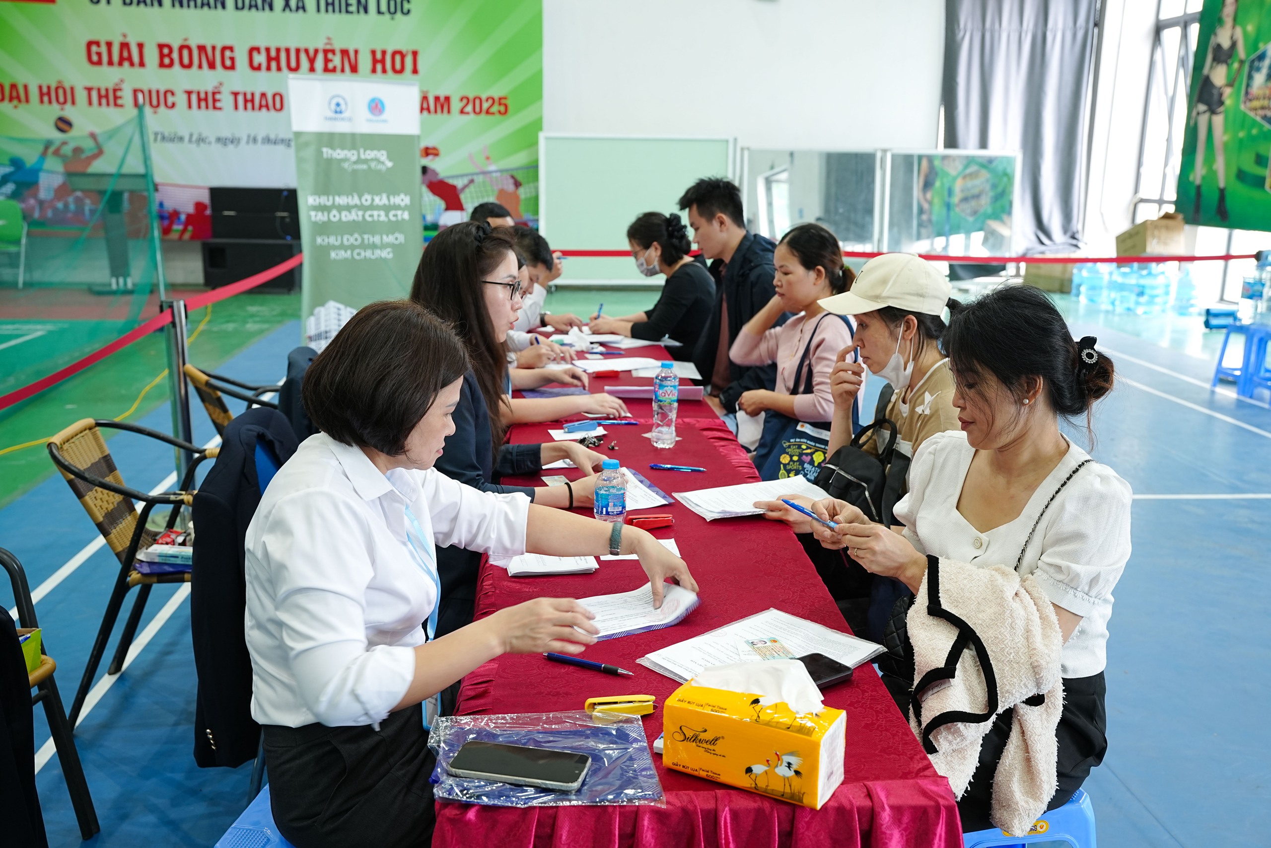 Chủ đầu tư dự án nhà ở xã hội CT3 Kim Chung lý giải việc tiếp nhận hồ sơ trực tiếp- Ảnh 6. Chủ đầu tư dự án nhà ở xã hội CT3 Kim Chung lý giải việc tiếp nhận hồ sơ trực tiếp- Ảnh 6.