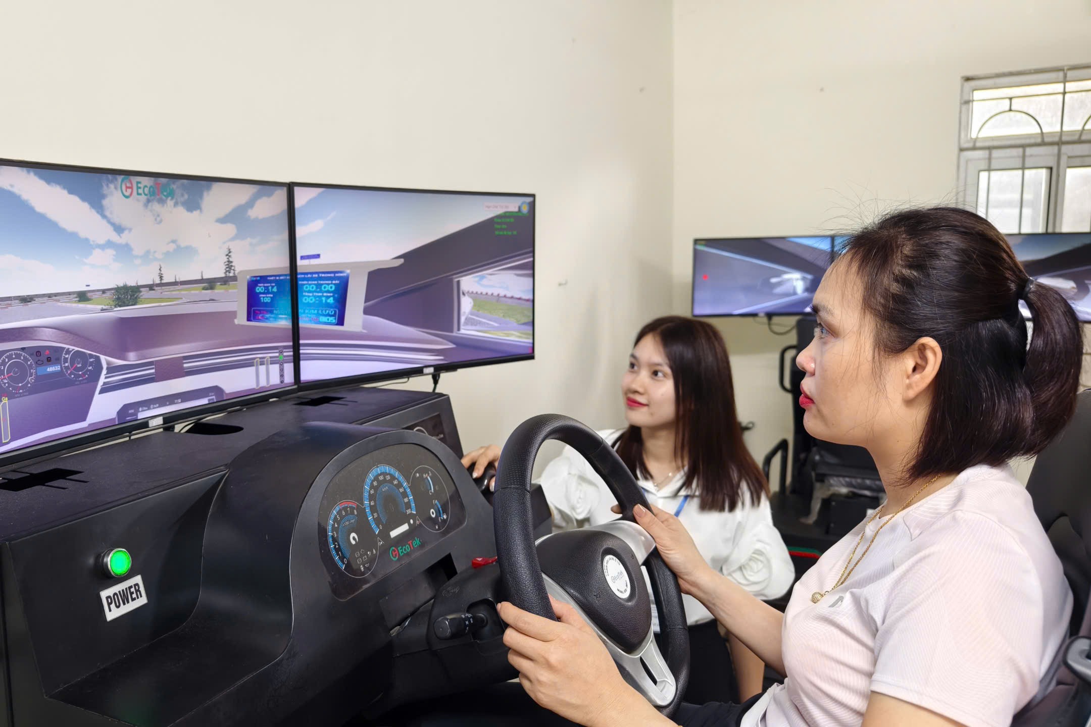 Bộ Công an đề xuất bỏ bài thi mô phỏng khi sát hạch giấy phép lái xe- Ảnh 1.