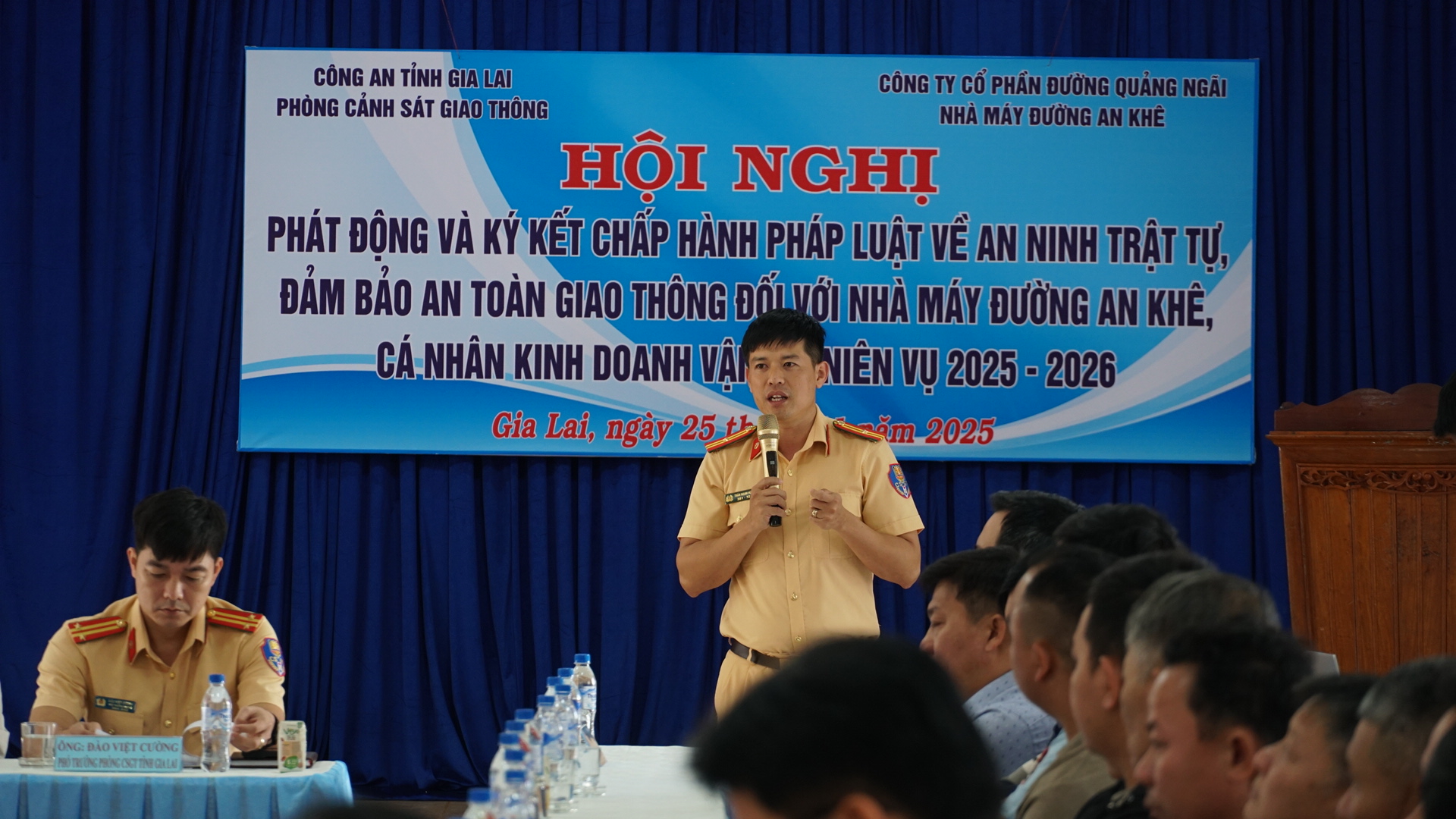 Gia Lai: Nhà máy đường không thu mua mía đối với các xe chở quá khổ, quá tải- Ảnh 2. Gia Lai: Nhà máy đường không thu mua mía đối với các xe chở quá khổ, quá tải- Ảnh 2.