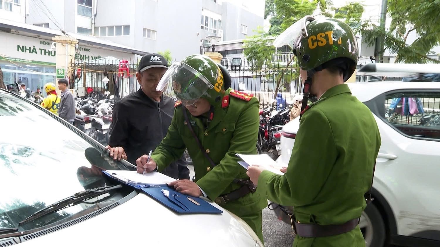 Diện mạo những tuyến phố sầm uất nhất Thủ đô sau triển khai phường kiểu mẫu- Ảnh 5. Diện mạo những tuyến phố sầm uất nhất Thủ đô sau triển khai phường kiểu mẫu- Ảnh 5.