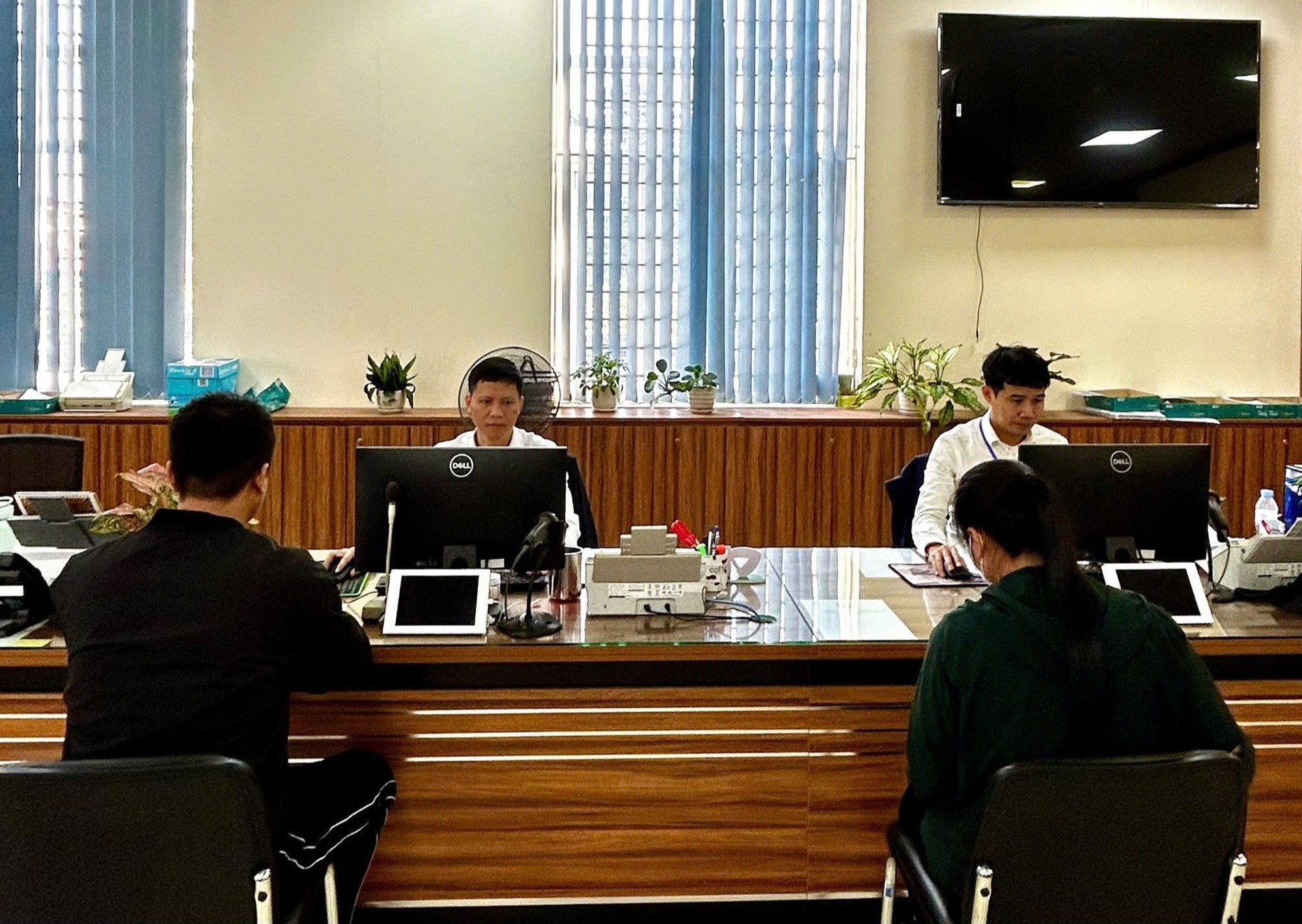 Sở Xây dựng Ninh Bình hoàn thiện hạ tầng số, nâng cao chất lượng phục vụ- Ảnh 1.