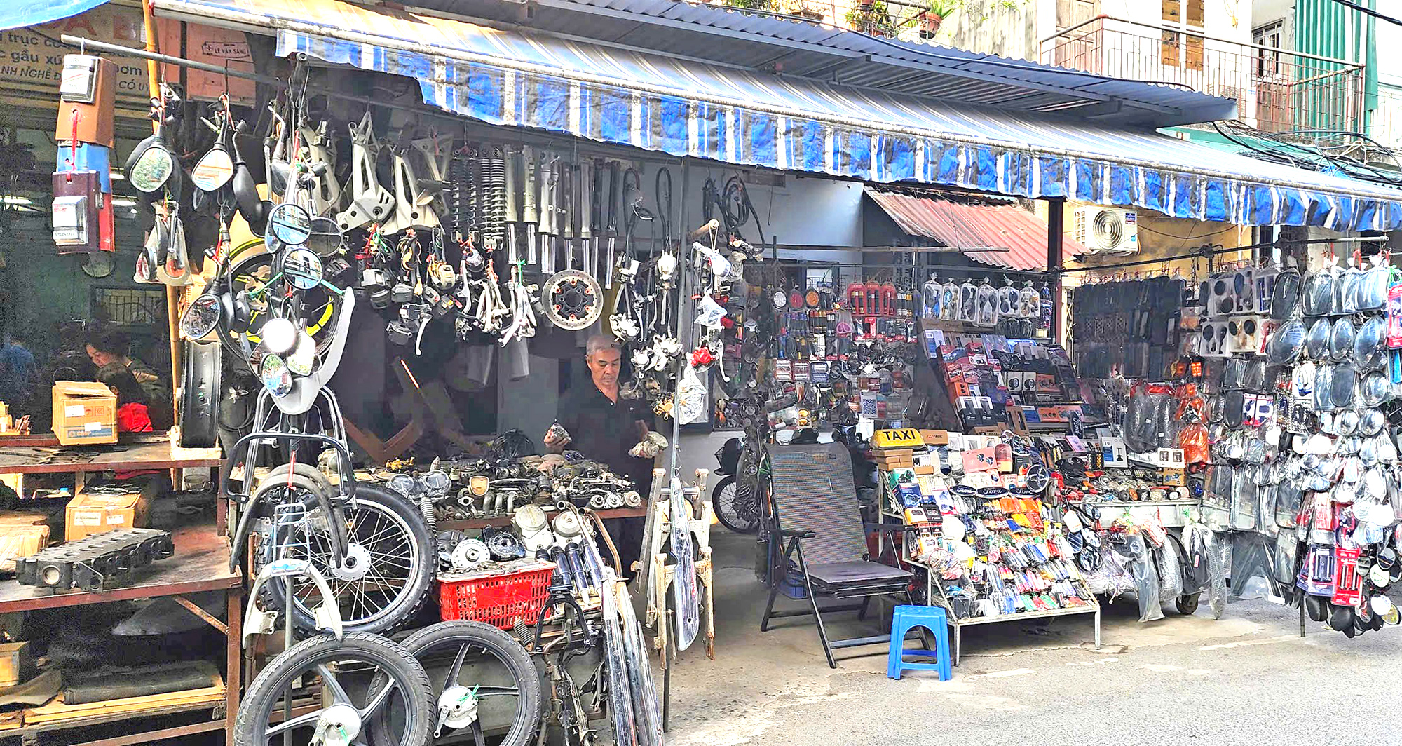 Rủi ro khi mua phụ tùng ô tô trôi nổi- Ảnh 1.